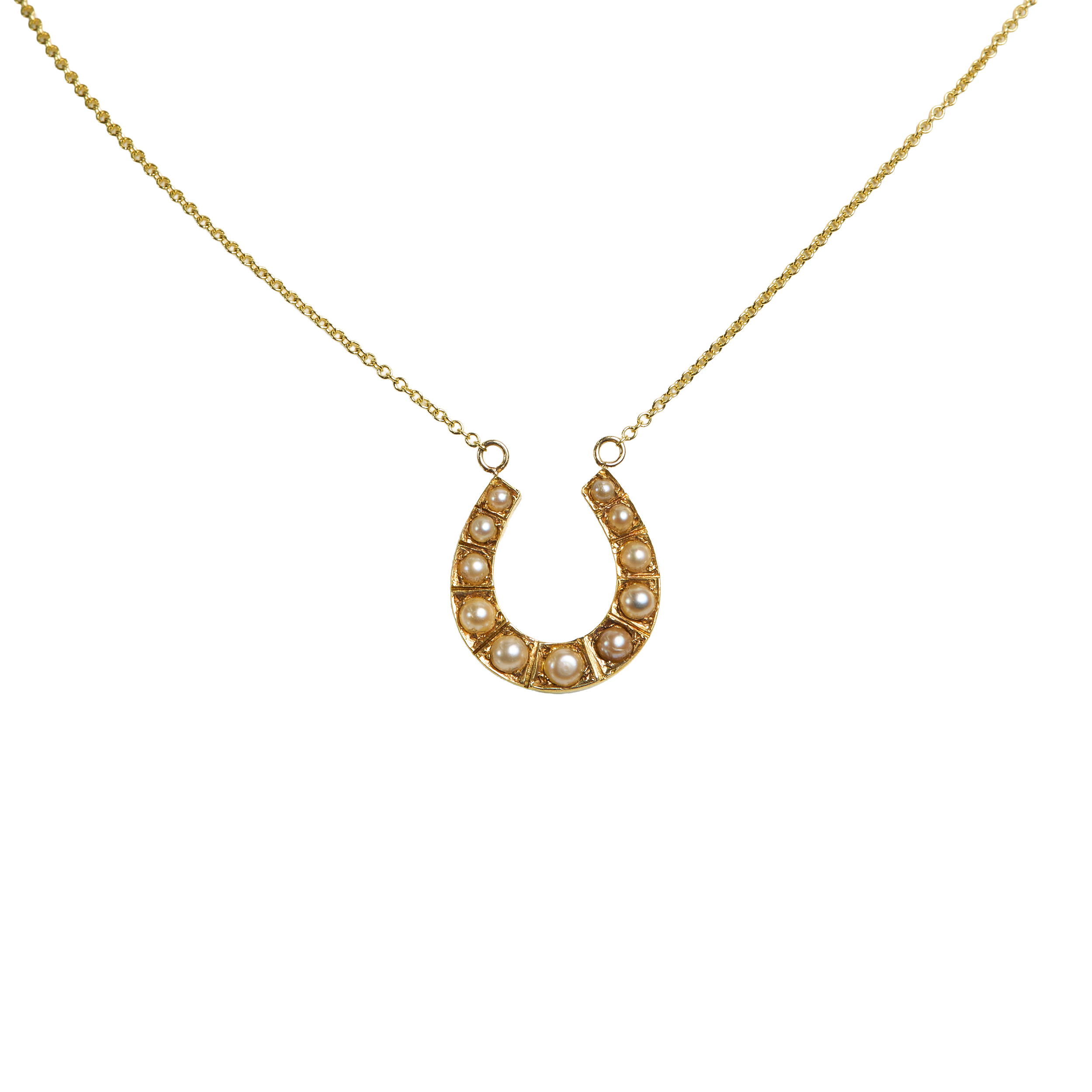 Horseshoe+Pearl+Necklace+Medium+_0461.png