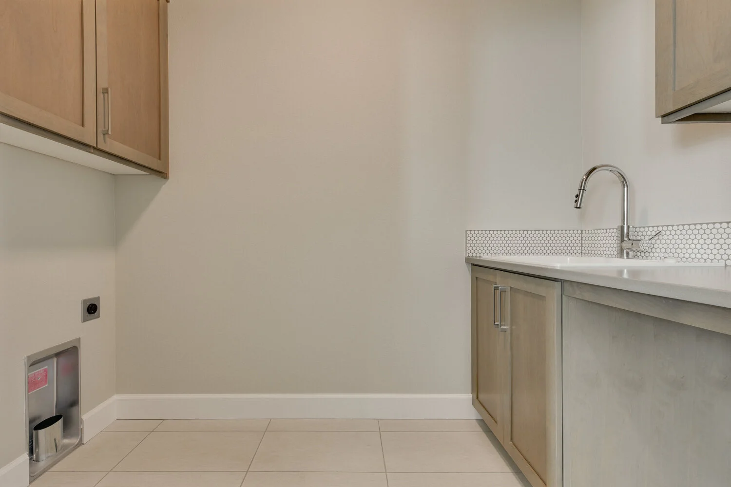 38499 Maple St-43.jpg