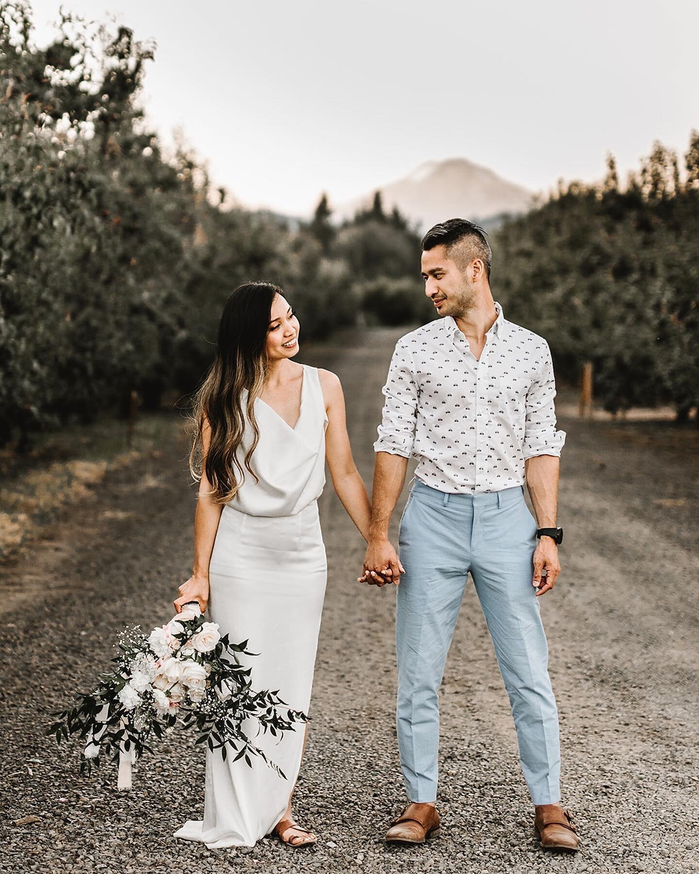 August 8, 2020 in the orchard ⁠⁠
⁠⁠
@iamjordankelm @yourperfectbridesmaid⁠⁠
⁠⁠
⁠⁠
#weddingsintheorchard ⁠⁠
⁠⁠
⁠⁠
⁠⁠
⁠⁠
⁠⁠
⁠⁠
⁠⁠
⁠⁠
⁠⁠
⁠⁠
⁠⁠
⁠⁠
⁠⁠
⁠⁠
⁠⁠
⁠⁠
#hoodriverwedding #gorgewedding #gorgeweddings #columbiagorgewedding #pdxwedding #seattleweddin