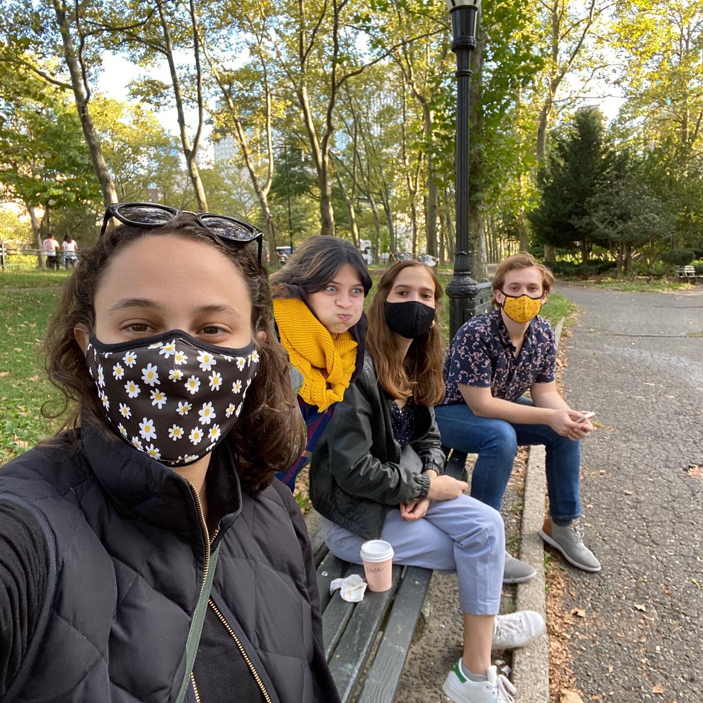 Me and the gang hanging out at a park. After months of waiting nothing stops the 4 of use getting together 🦦🦧🥴😝 #photoshopmyfriend