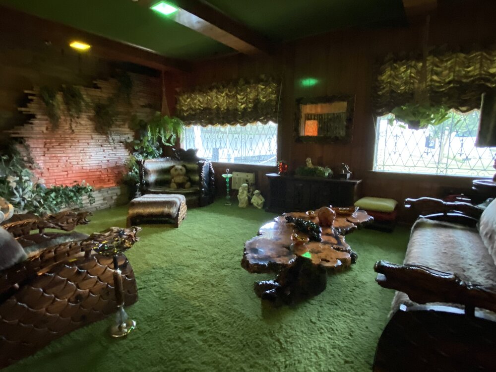 CTA-Photography-Graceland-Jungle-Room-Memphis-TN..JPG