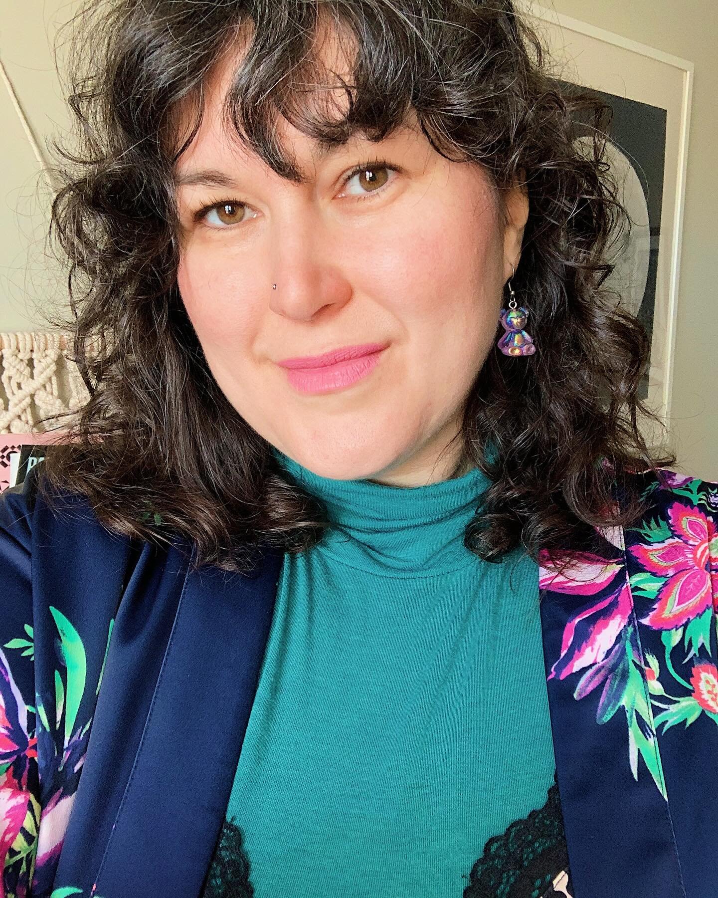 I&rsquo;m jumping into a January Style Challenge with @whatabbeywore and yesterday&rsquo;s theme was Maximalism. This is a fun style for stretching the ole&rsquo; creative muscles by mixing prints, textures, shapes and volume! 

I was chatting with H