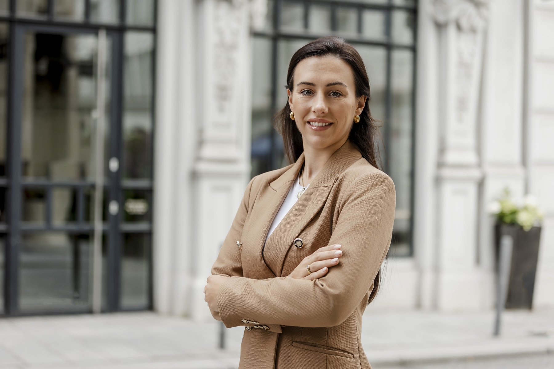 Dana | Immobilien Expertin – outdoor Personal Branding Shooting