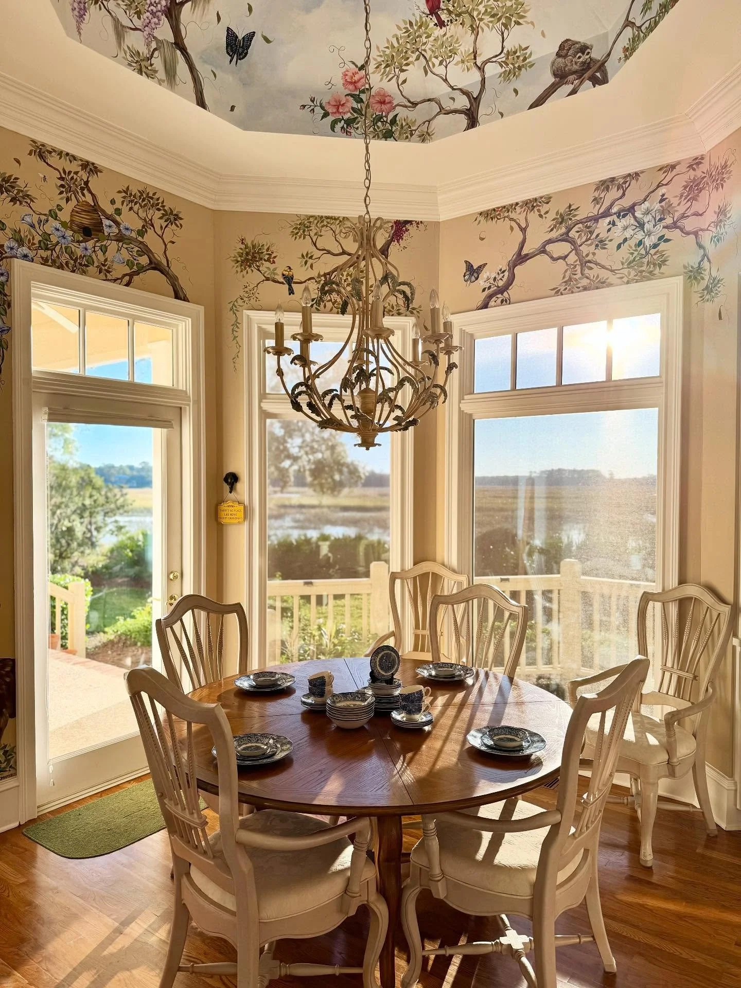 We are back next weekend with 2 great Landings Estate Sales! Stay tuned for more sneak peeks! #estatesale #savannah #visitsavannah #estatesaleshopping #estatesalefinds #estatesalelife #antique #vintage