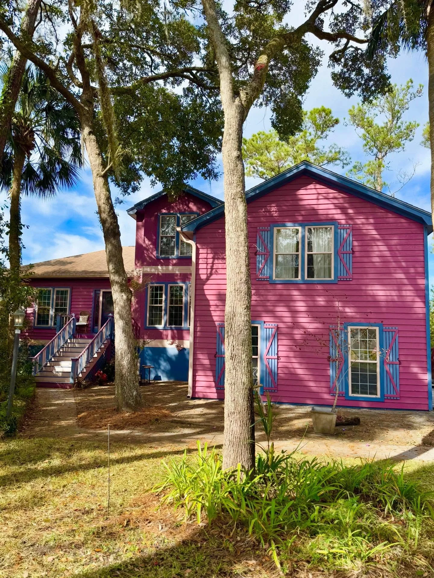 Our Estate Sale next weekend is a fun one 💕💜 We can&rsquo;t wait to share it with you soon so stay tuned! #estatesalelife #estatesale #estatesaleshopping #vintage #antique #savannah #visitsavannah