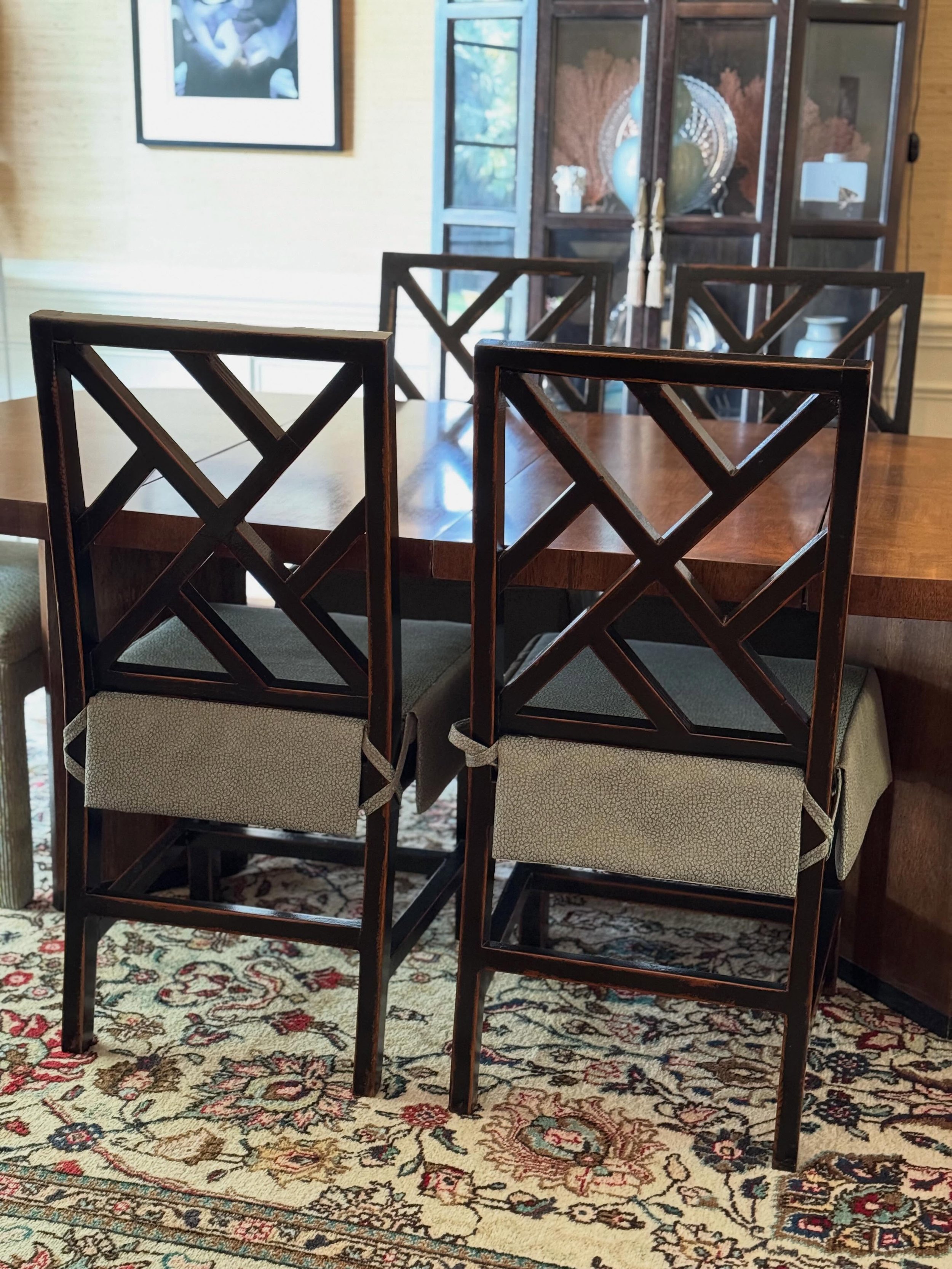 If you would like to come shop our online sale items tomorrow (May 12th) in person we will be there from 9am - 12pm. Just send us an email at info@themintgreentagsalecompany.com and we will send you the details! #estatesale #estatesalefinds #savannah