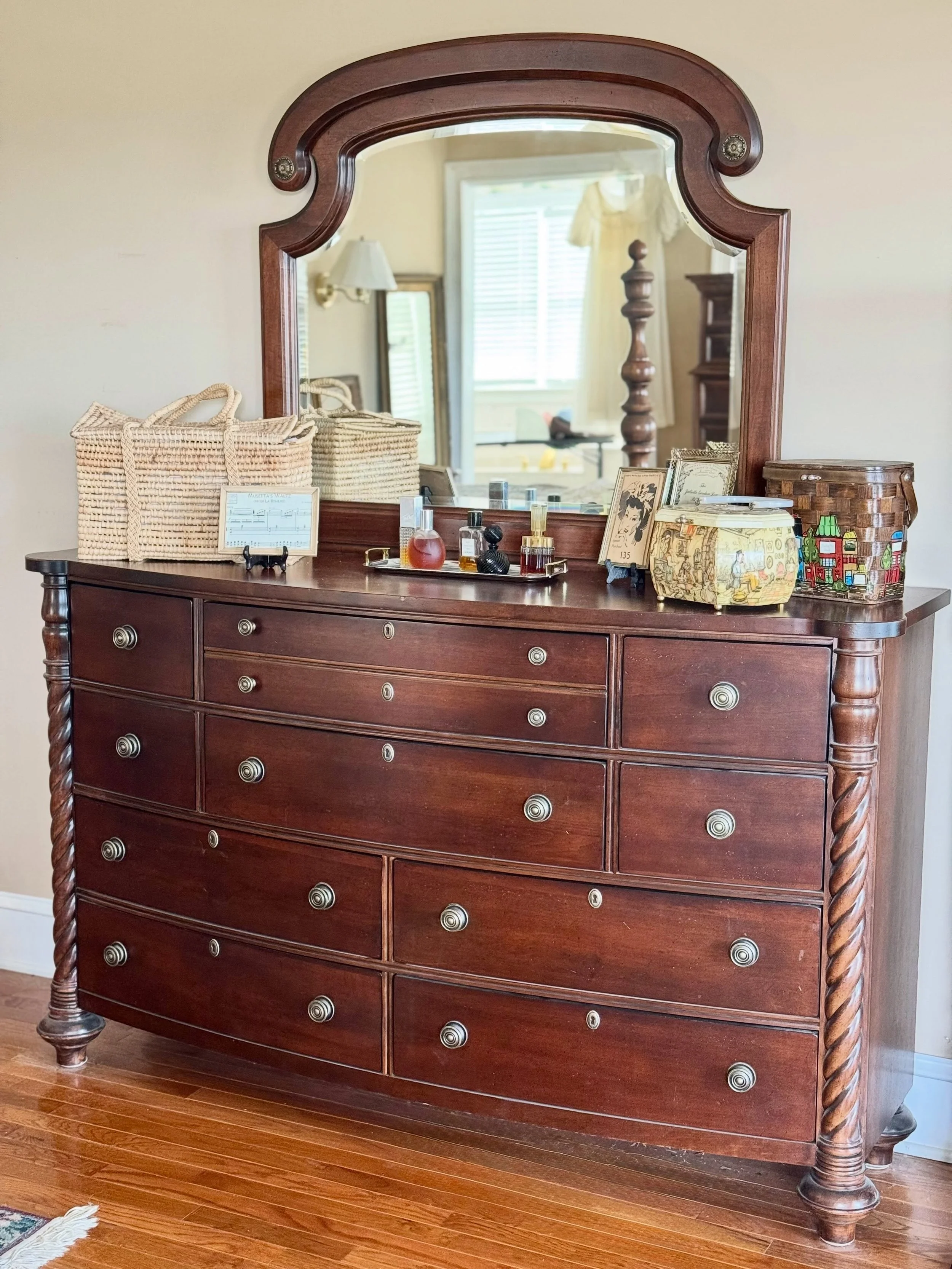 The photos for this weekends Rivers End Estate Sale will be added to our website tonight. The sale will be held Friday, July 10th and Saturday, July 11th, no appointments necessary! #estatesale #estatesalefinds #vintage #savannah #visitsavannah