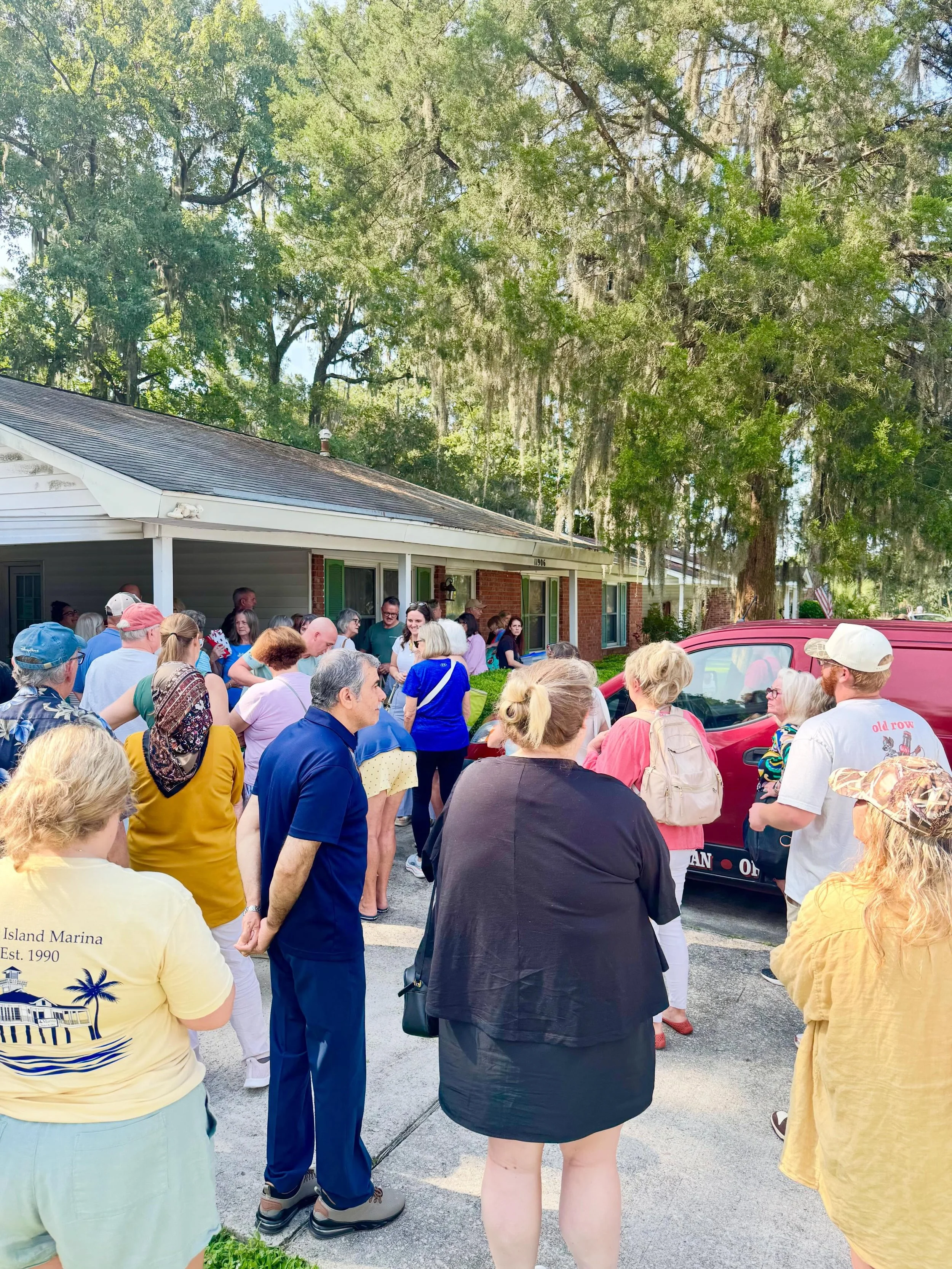 Thanks for shopping with us today at our Southside Savannah Estate Sale! We will be back tomorrow from 9am - 12pm and all prices are reduced! #estatesale #estatesalefinds #savannah #visitsavannah #vintage