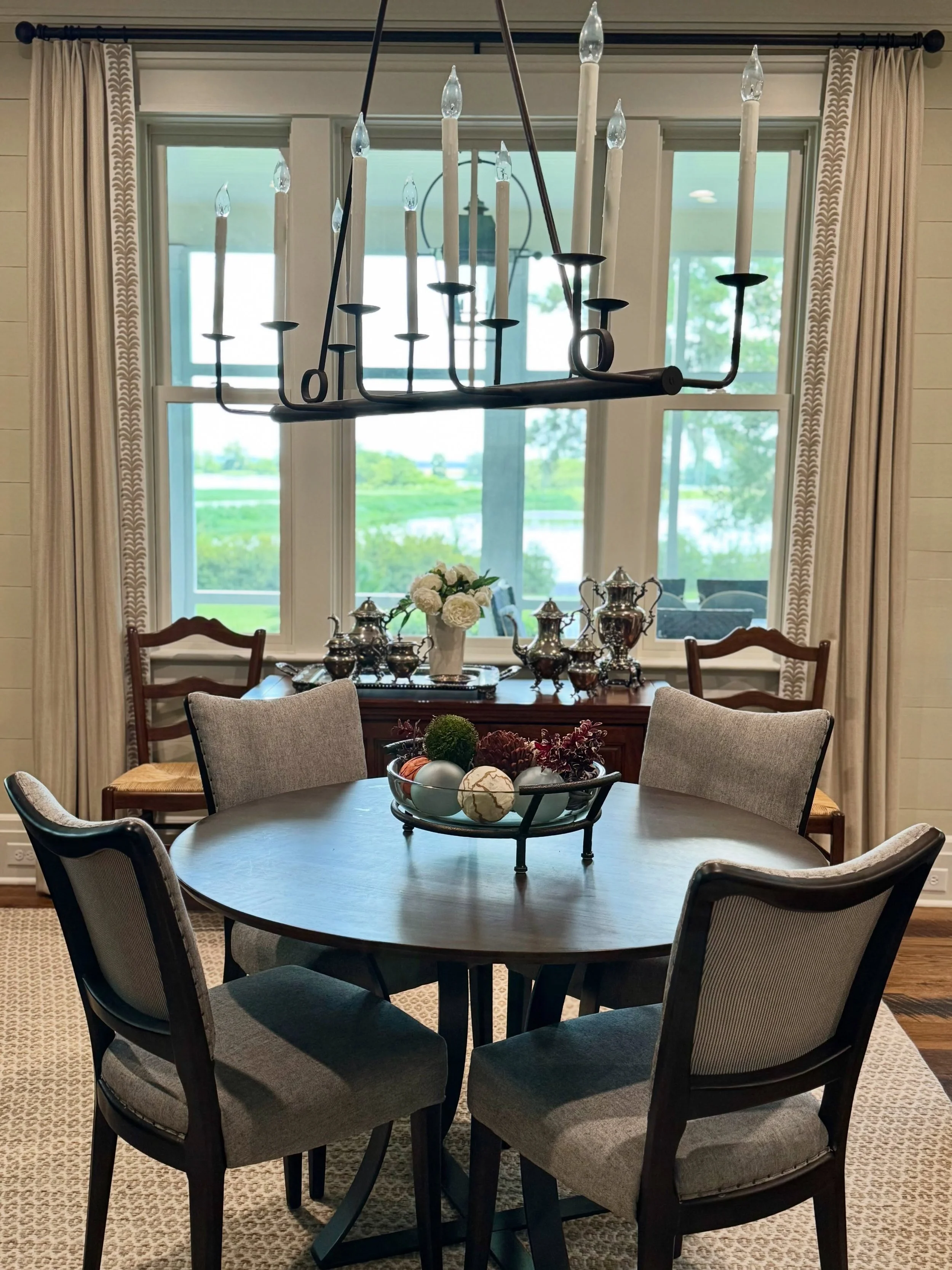 We are working hard on next weekends Estate Sale&hellip;we can&rsquo;t wait to share it all with you soon! Stay tuned! #estatesale #estatesalefinds #vintage #savannah #visitsavannah