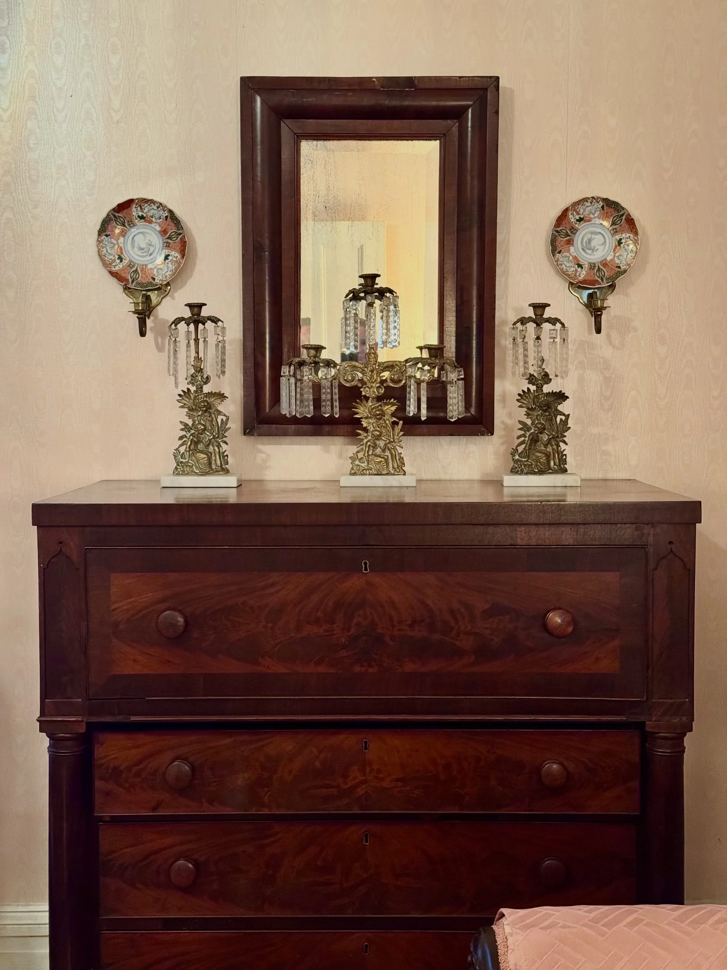 Next week&rsquo;s Estate Sale on The Bluff is going to be a STUNNING one ✨ #estatesale #estatesalefinds #vintage #savannah #visitsavannah