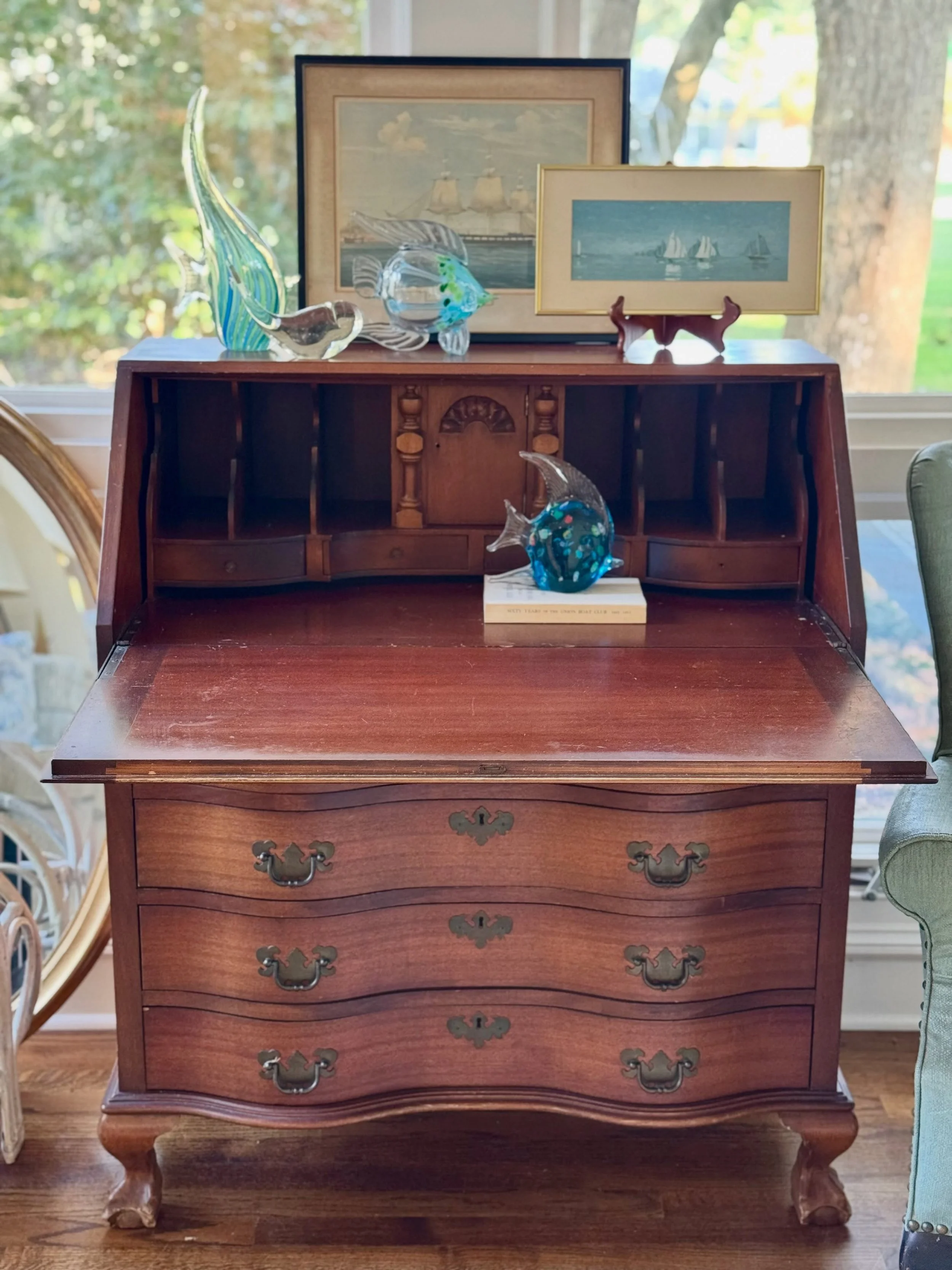 You are shore to find a treasure at next week&rsquo;s Landings Estate Sale! All the photos and the appointment scheduling link will be posted to our website tomorrow night at 8pm! #estatesale #estatesalefinds #savannah #visitsavannah #vintage