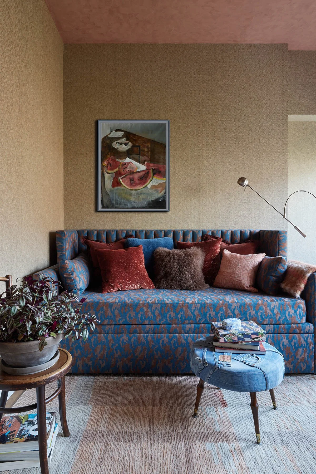 Chelsea Small Apartment Design