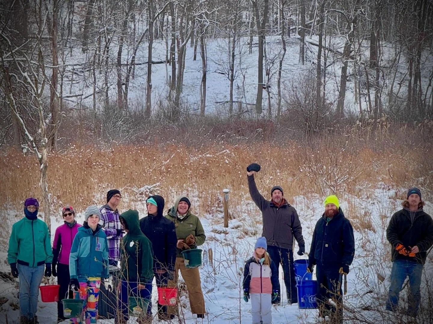 Thanks for the restoration help today, neighbors! 
We dispersed a Wet Meadow seed mix from @greatlakesnativeseed and then we removed invasive shrubs. 
Here&rsquo;s the plant list:
Bluejoint Grass
Porcupine Sedge
Fox Sedge 
Virginia Wild Rye
Soft Rush