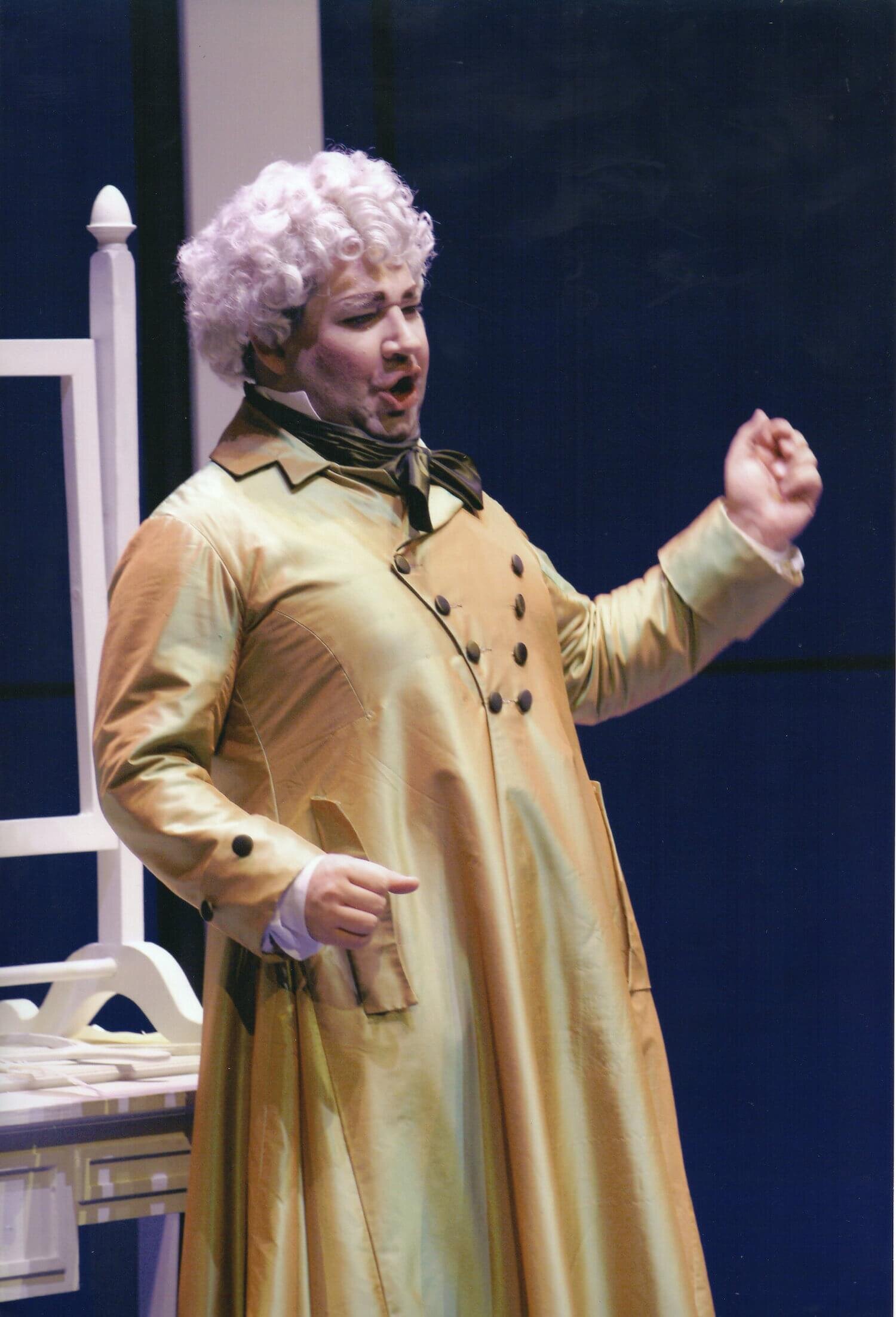 www.valerianolanchas.me Valeriano Lanchas Bartolo  Il Barbiere di Siviglia  Treviso 2004.jpg