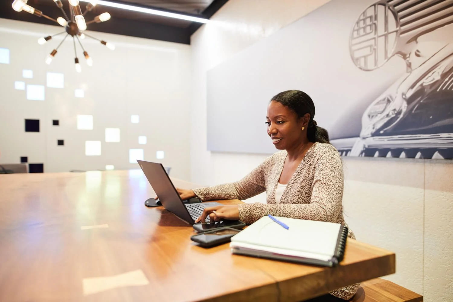 Professional corporate photography in Dallas featuring efficient office setups.