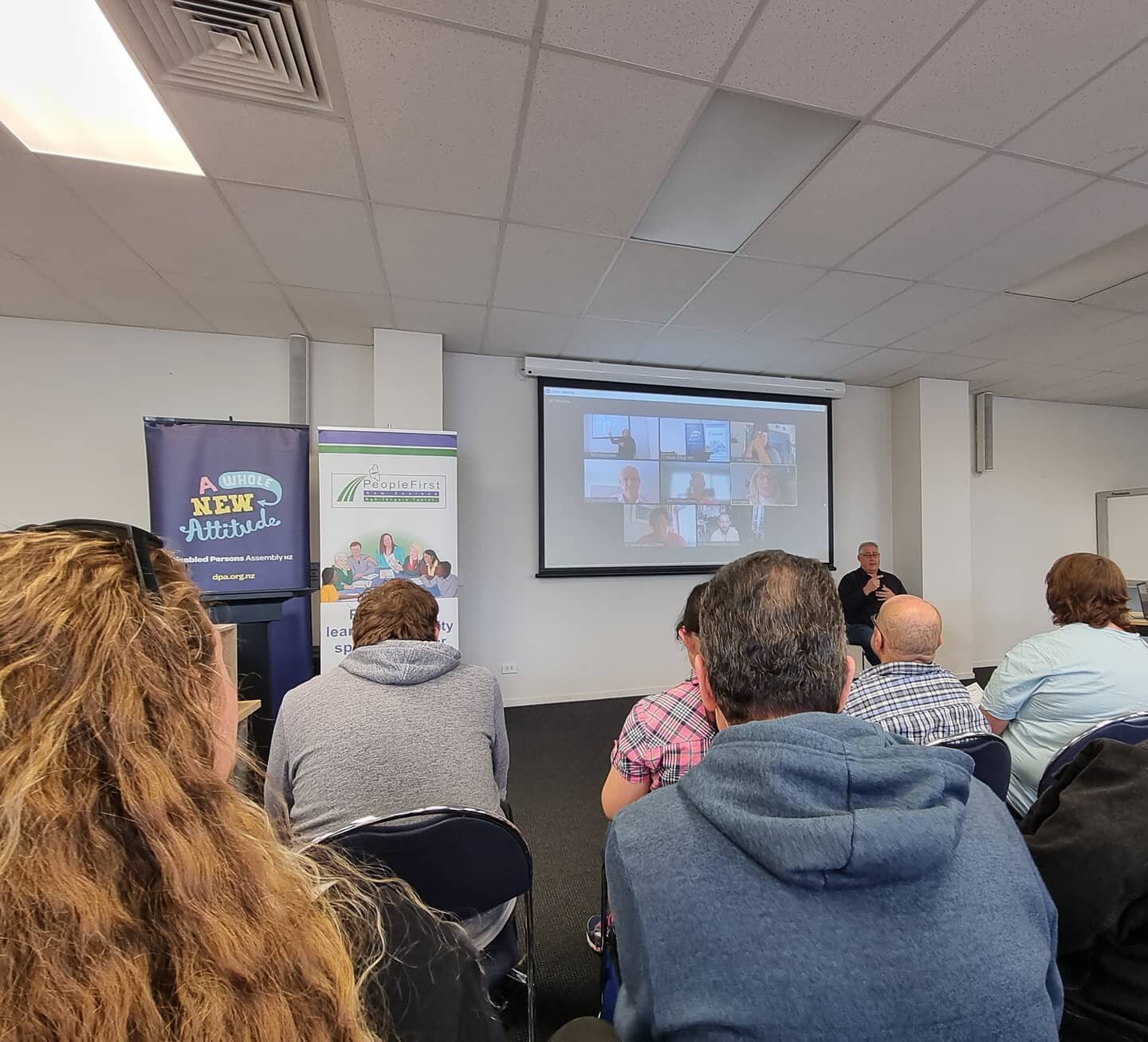 Whānau Whanake is proud to have been invited to speak with MOH today around the COVID-19 Vaccine Programme. Our aim is to collate information to support whānau to make informed decisions. 

#covid19vaccine
#enablinggoodlives