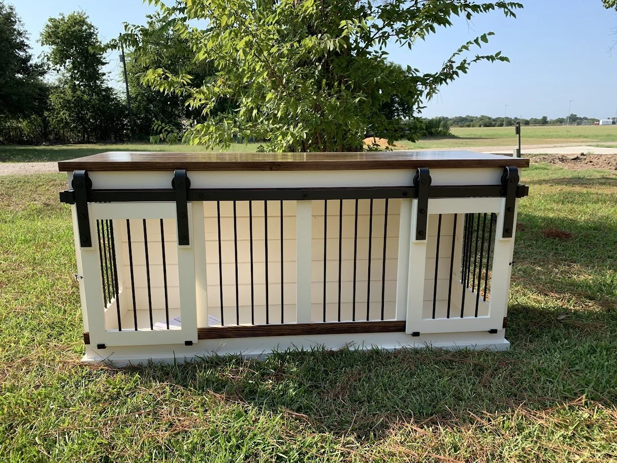 Barn Door Kennel 2.JPG