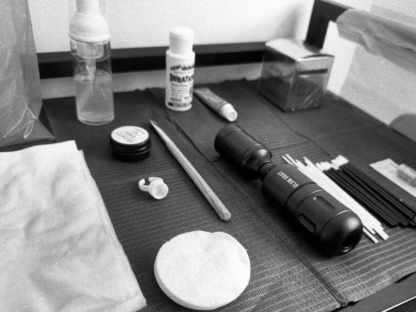 Every service starts with a sterile, single use setup.

From barriers to disposables, everything is prepared to keep your appointment safe, clean, and comfortable.