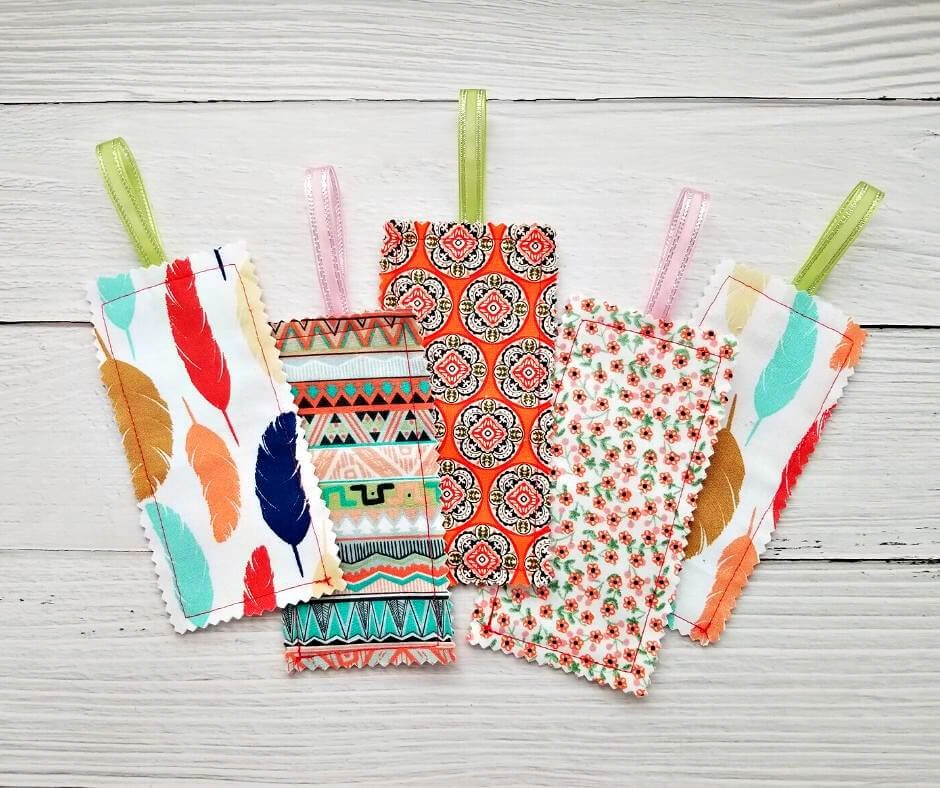 Sew-Easy-Fabric-Bookmarks.jpg