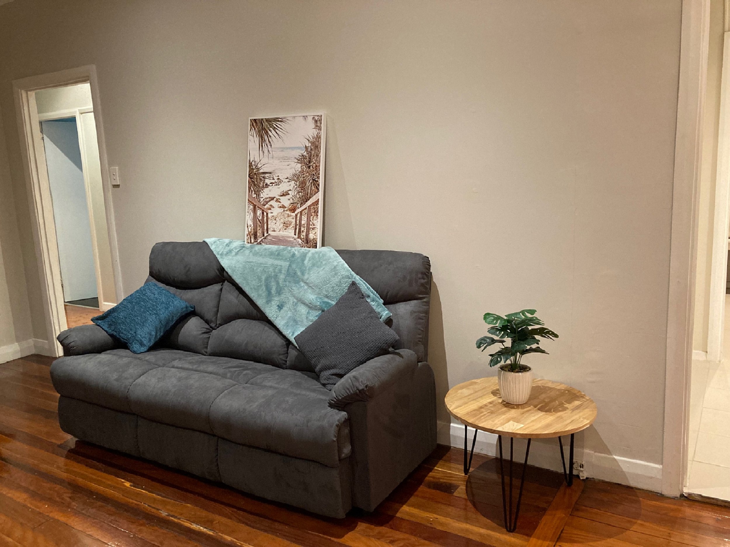 1st living area.jpeg