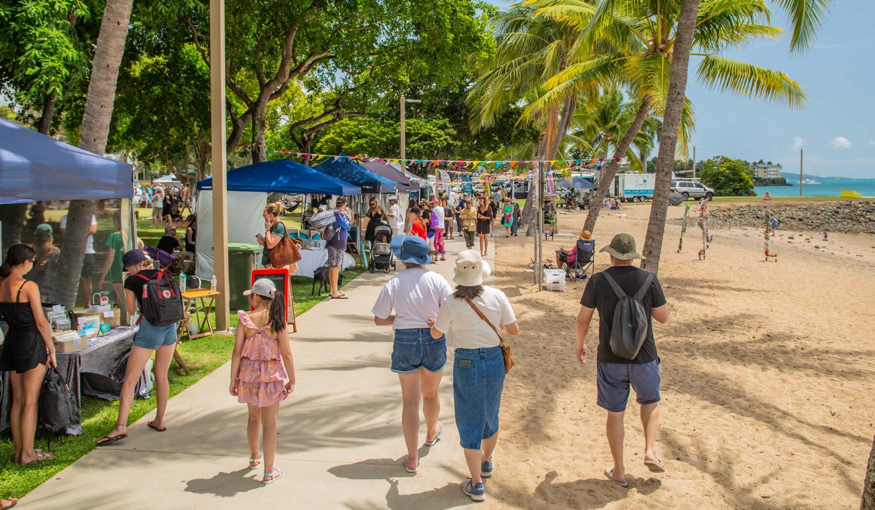 Join us for the Handmade Markets! 🎪

Whitsundays Arts Festival and @whitsunday_creatives are delighted to co-host the ever-popular Handmade Markets as a stand-alone event on the Airlie Beach foreshore on Saturday 24 September. 

Come along and meet 