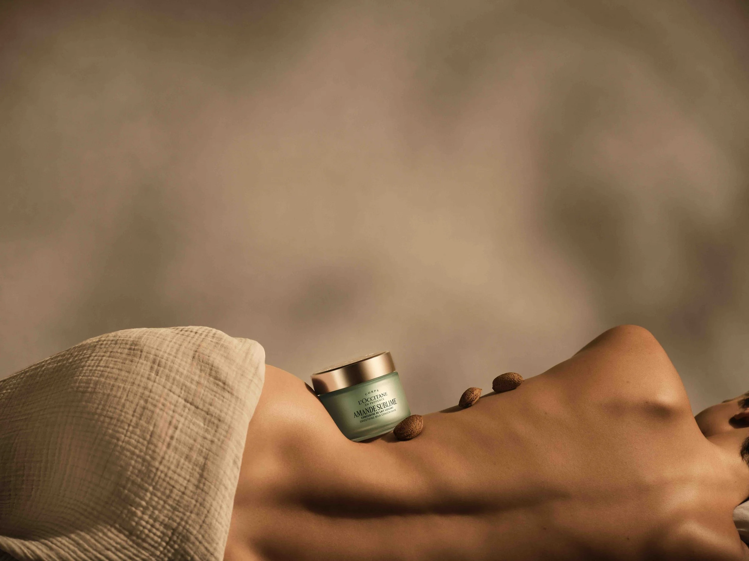 MYGOSH_LOCCITANE_Brand_Visual_Pillars_Almond_Milk_Concentrate_3004.jpg