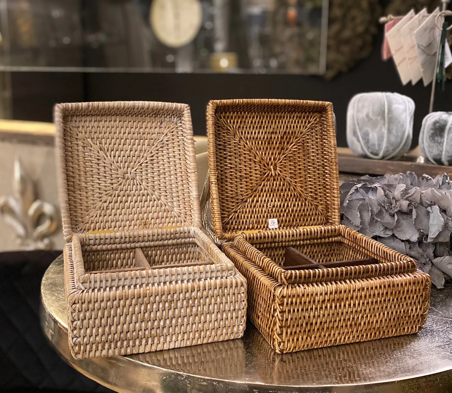 Aufbewahrungsbox aus Rattan, in verschiedenen Farben — verdino LIVING