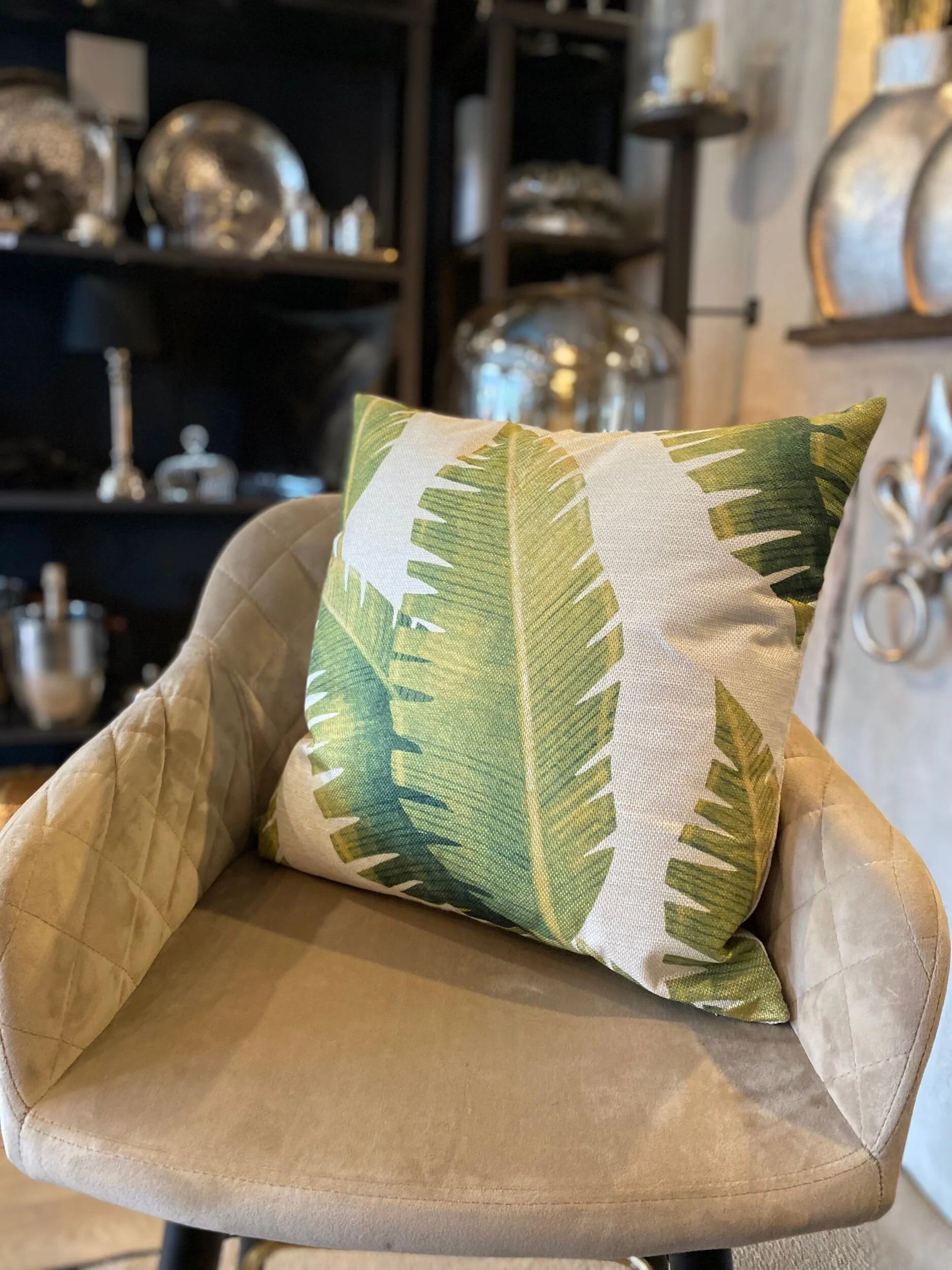 600E7CB6-C5BA-4F01-A84F-4C5A0D37AF41