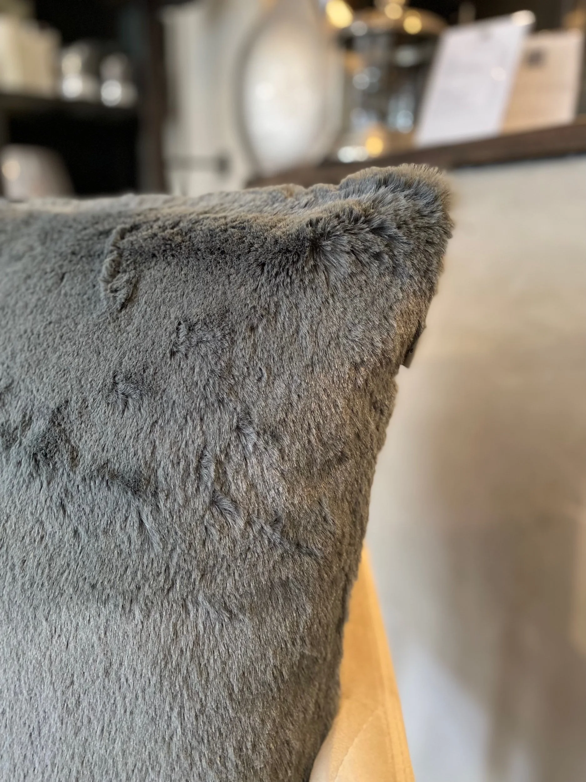 F9EF7D4F-7F50-41B6-8717-45B9A0A0BD1F