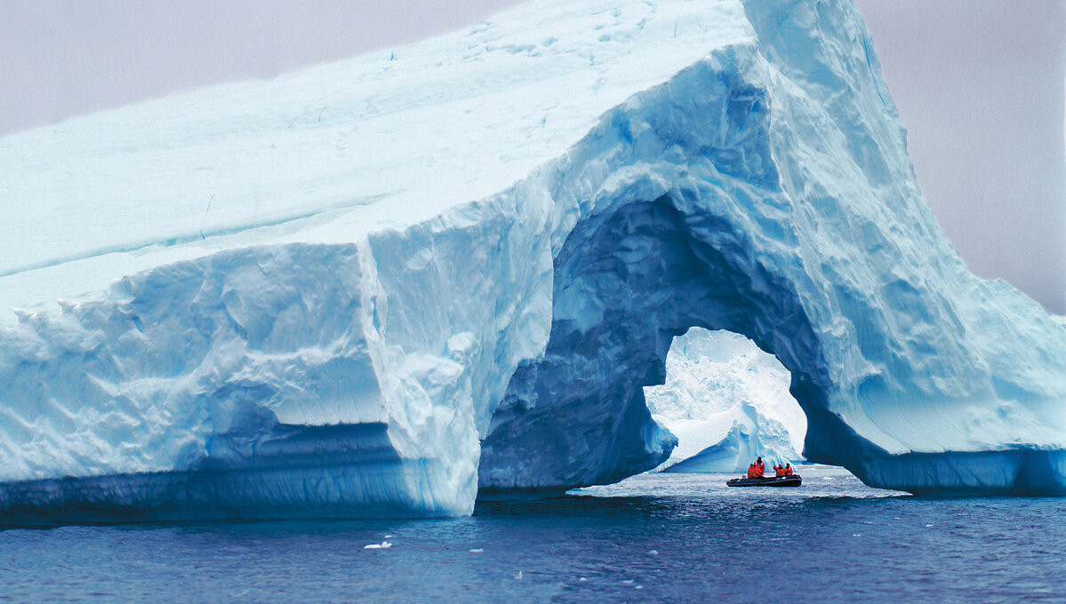55004-best-antarctica-cruises-lindblad-expeditions.jpg