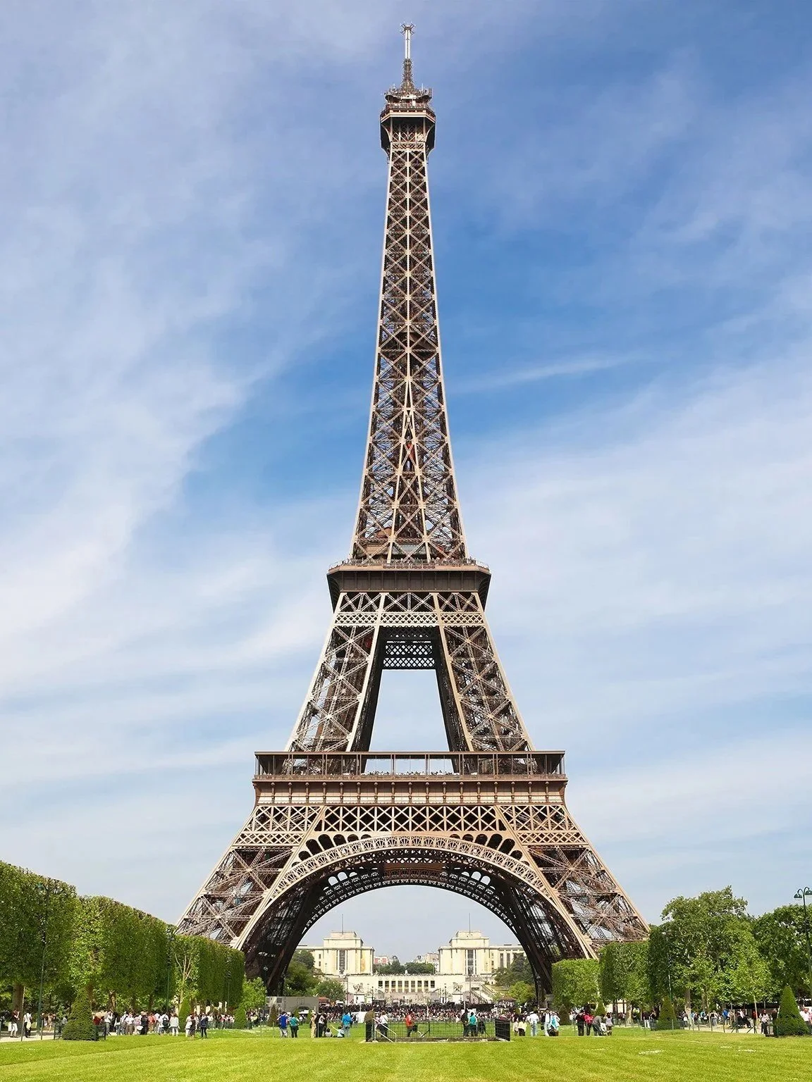 D-Paris-Eiffel-Tower-Day-View+2.jpg