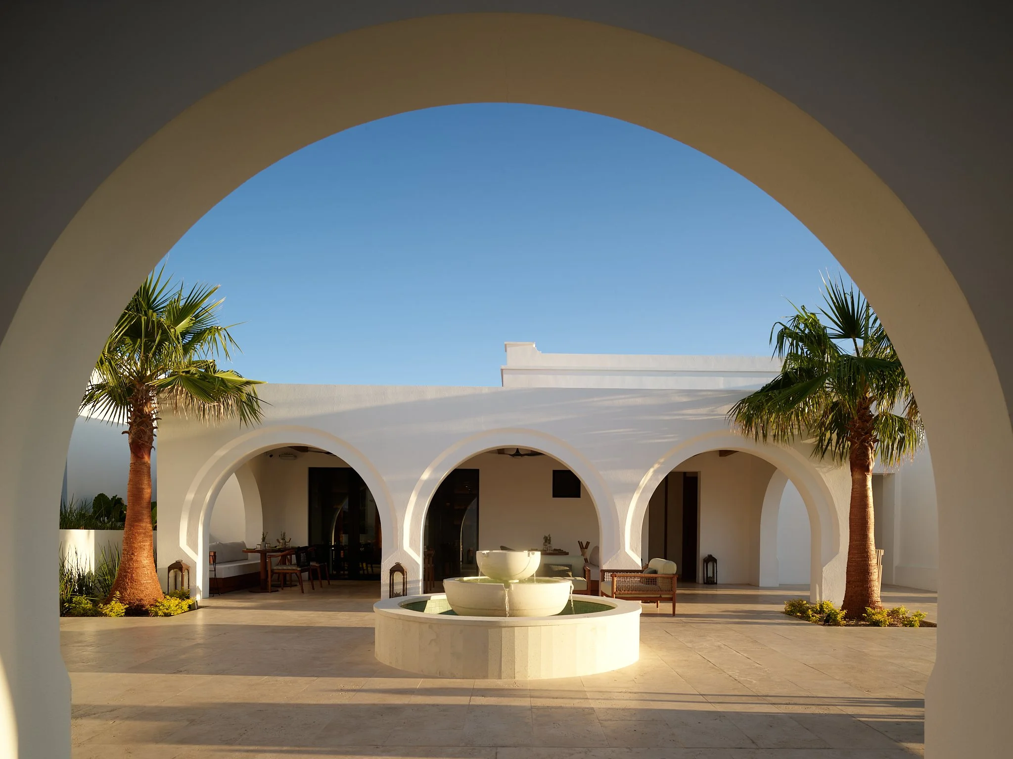 OO_Palmilla_PalmillaSocialClub_Lucille's Cafe_Atrium_Dining_104660.jpg
