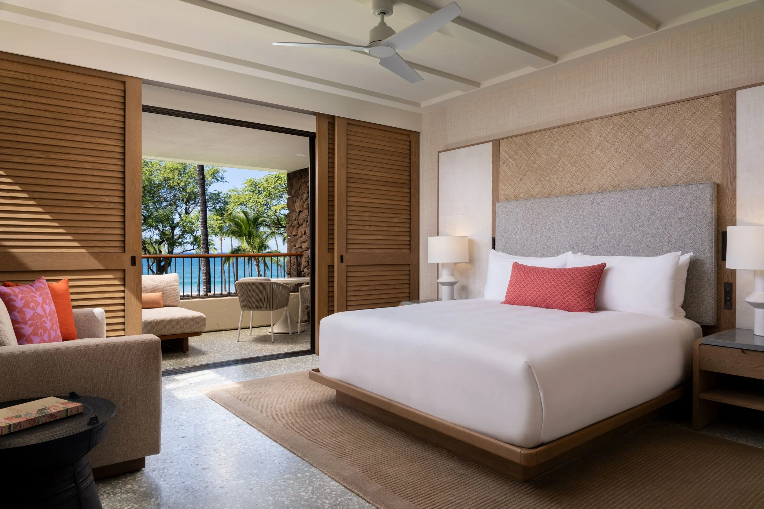 KOAAK Beachfront 2-bdrm Deluxe Suite Master Room.jpg