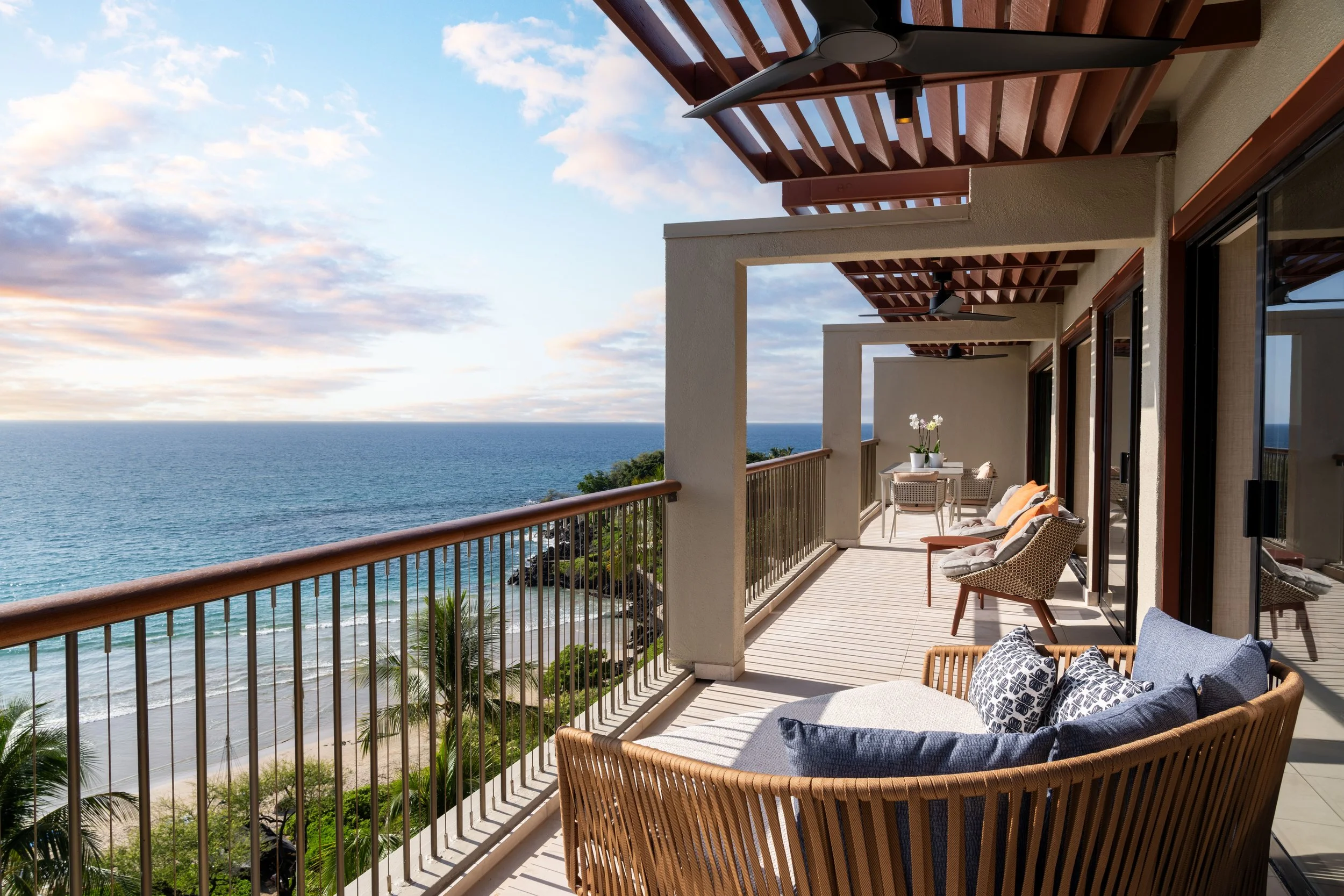 Main Tower Suite Lanai.jpg