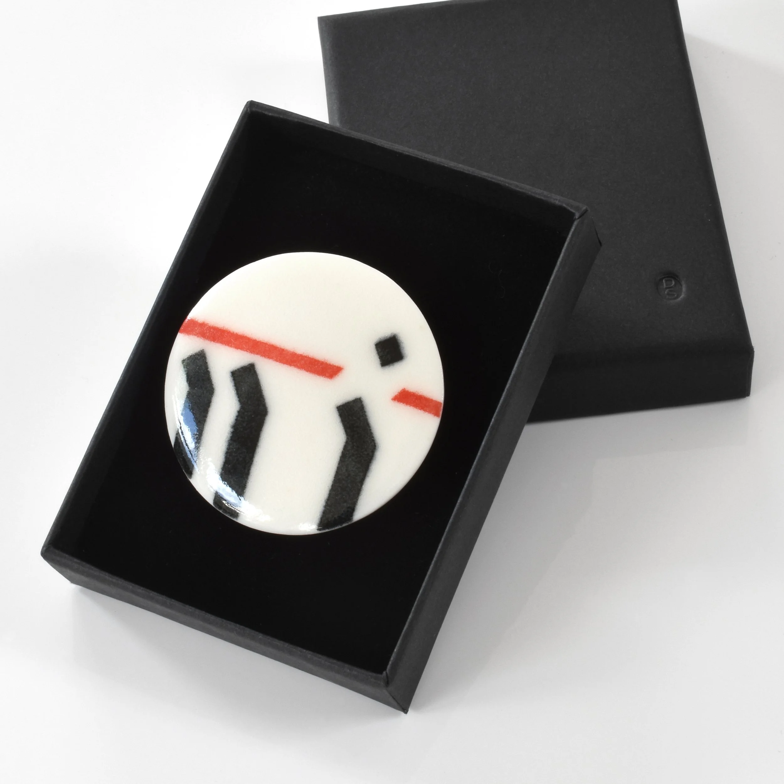 David Stonehouse - Brooch A1 – Text (lid with stamp).jpg