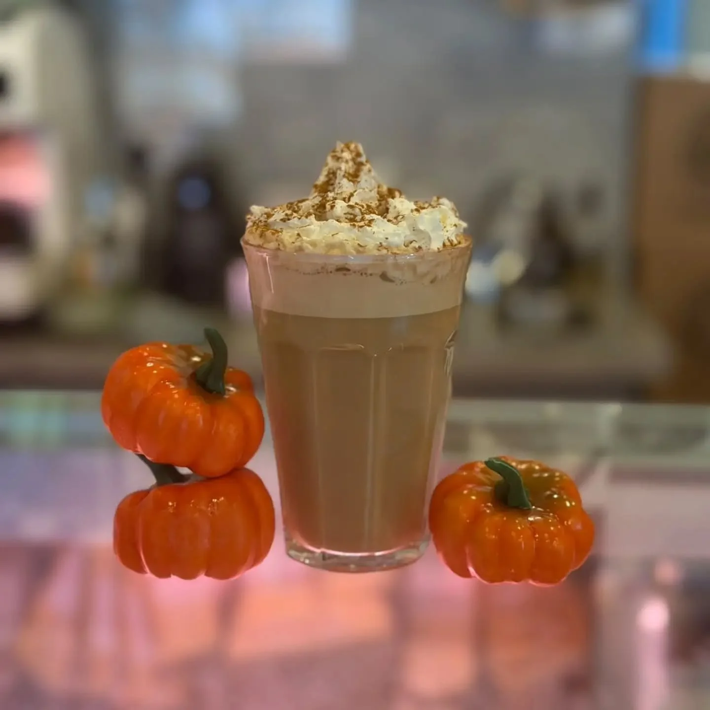We have succumbed to the pumpkin spice 🙈🎃☕

Come and try our Pumpkin Spice Latte and persuade me that I should like it too 😂

In store now!