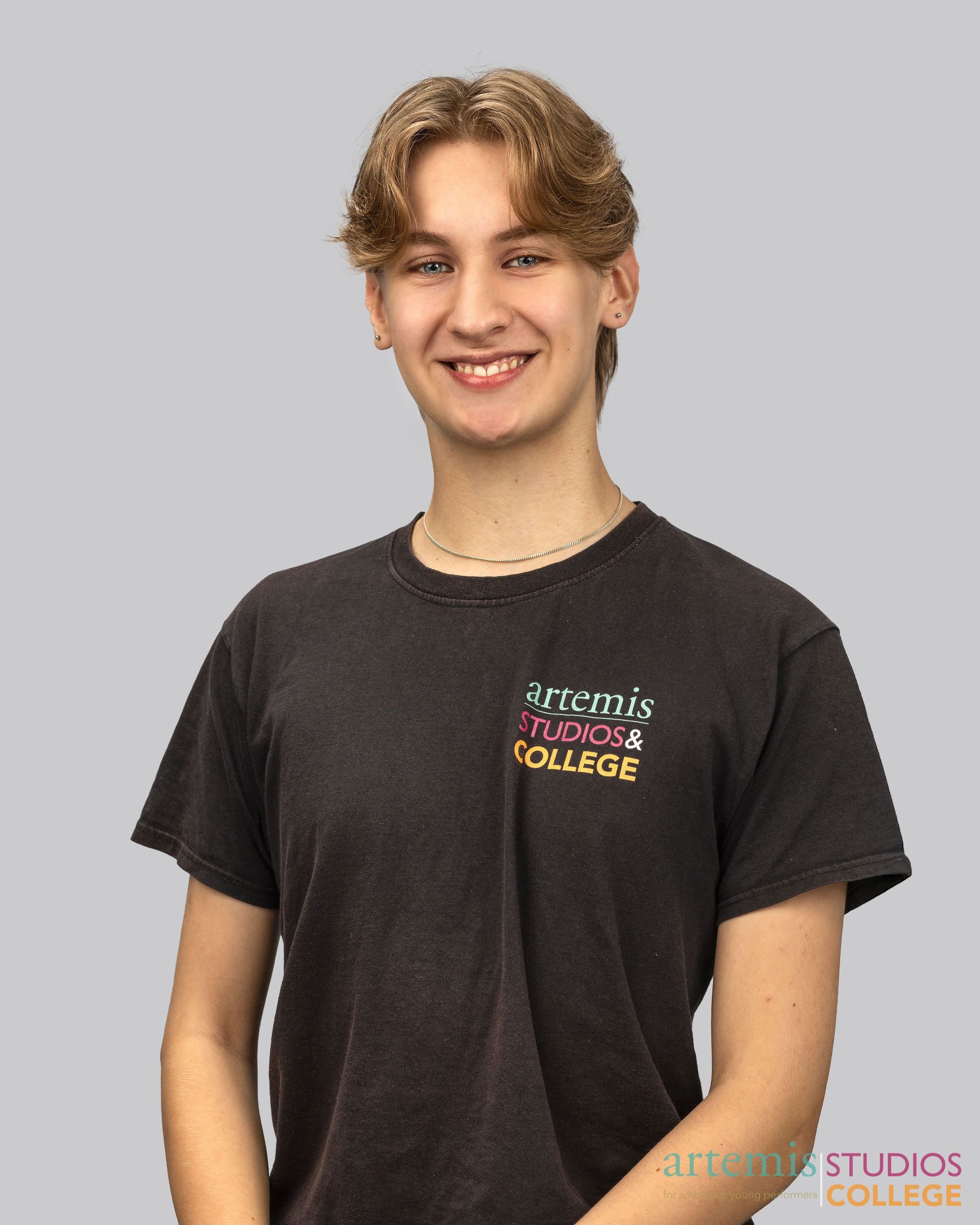ArtemisCollege26-27-3.jpg