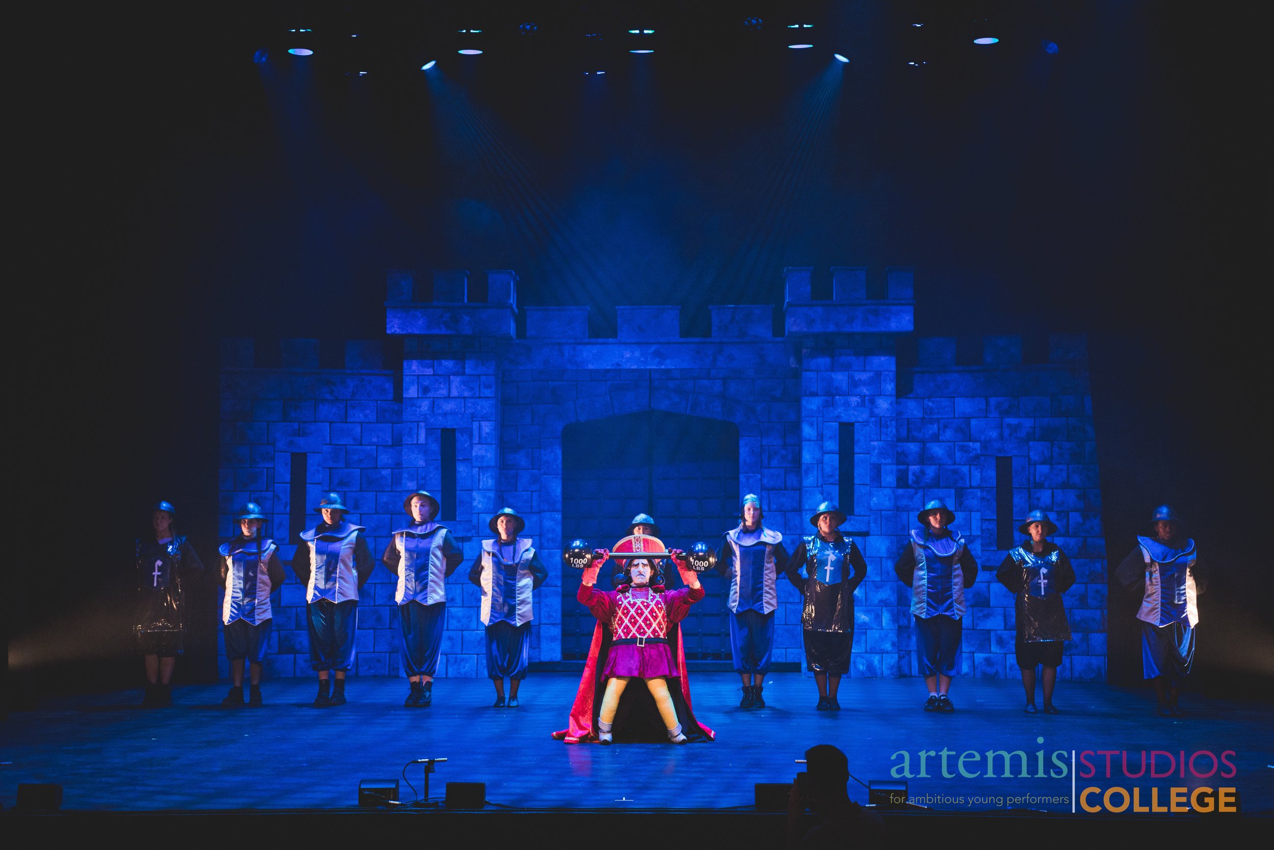 ShrekCollege-472.jpg