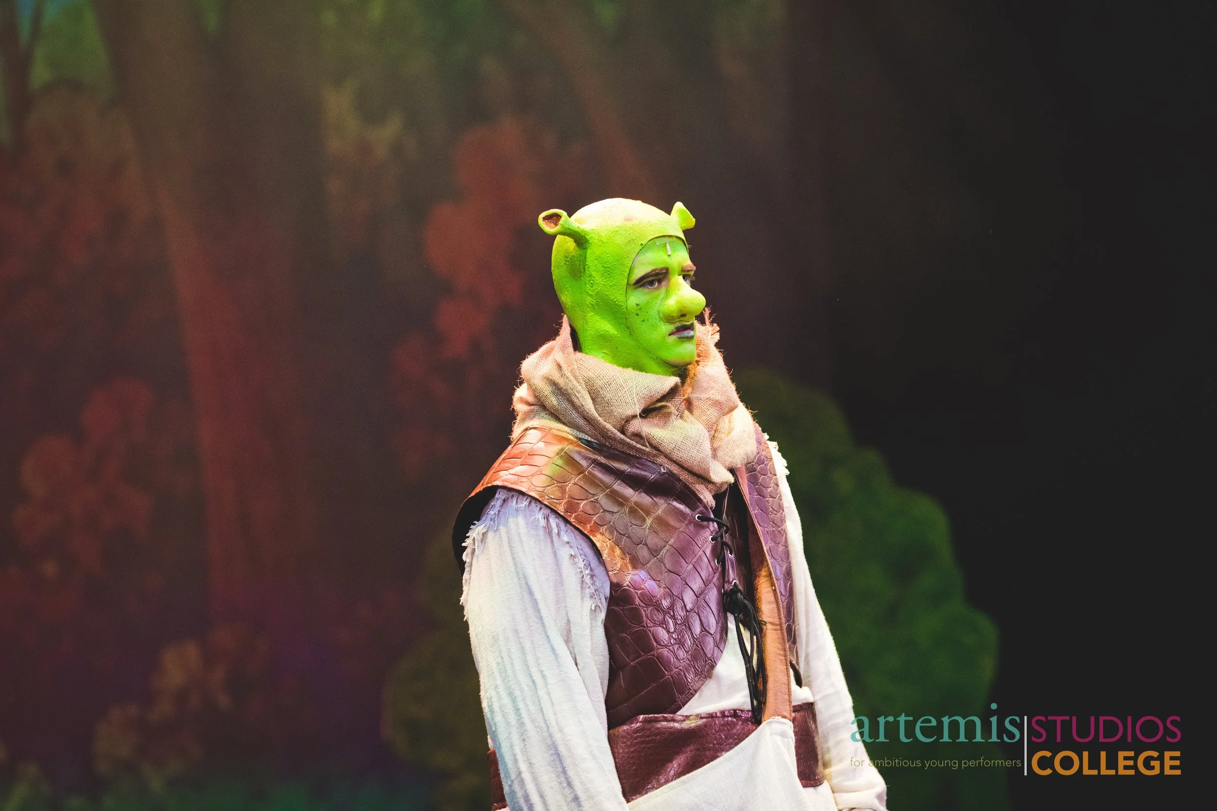 ShrekCollege-136.jpg