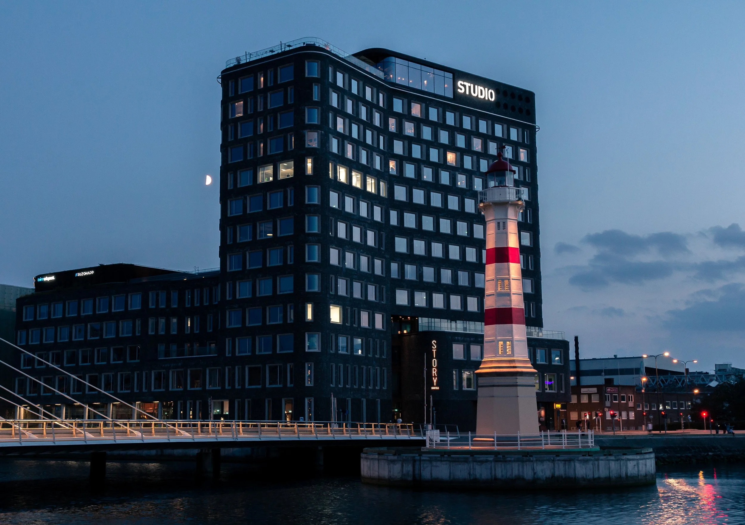 studio-malmo-lighthouse-evening.jpg