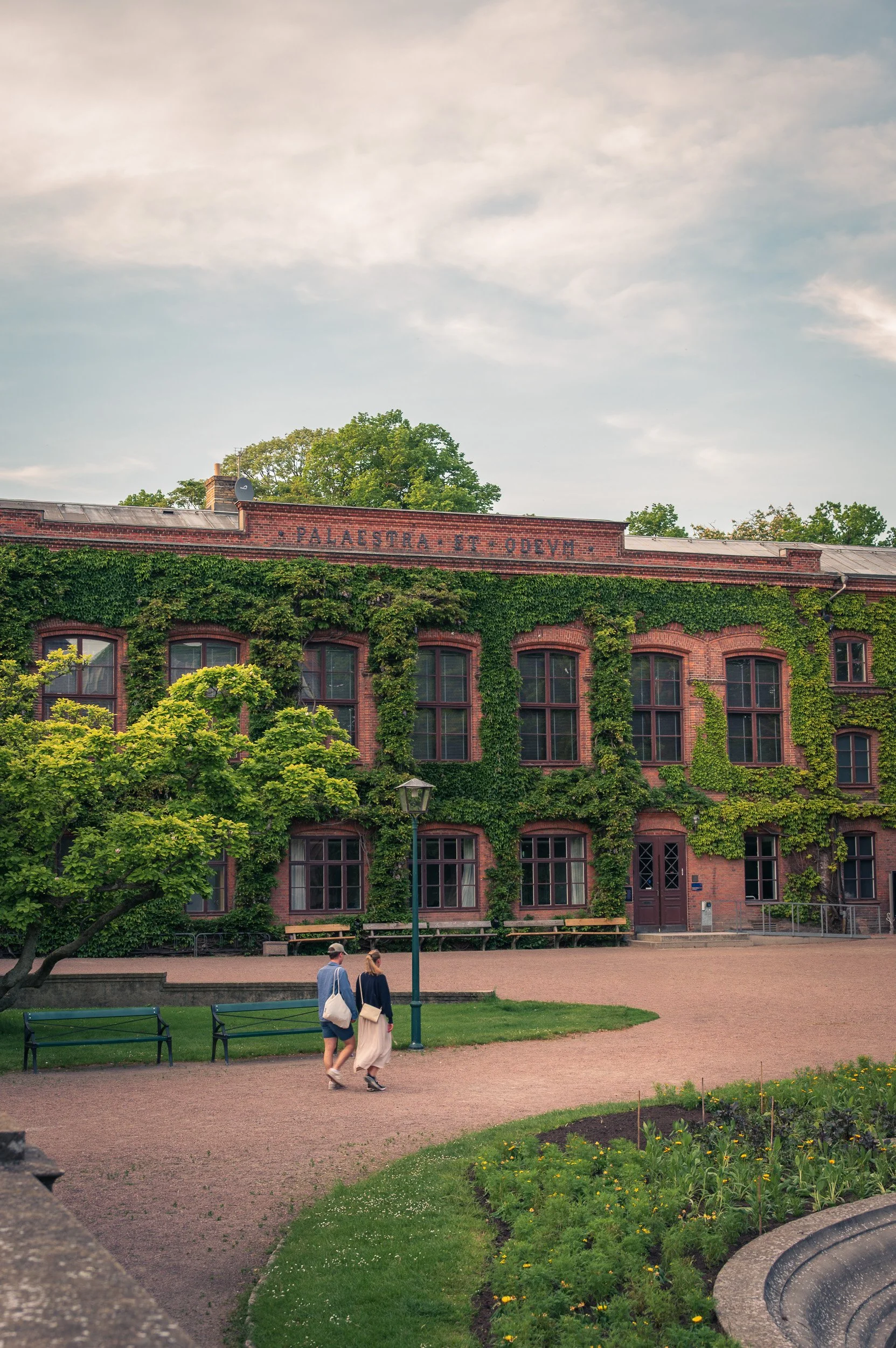 couple-walking-palaestra-lund-sweden.jpg