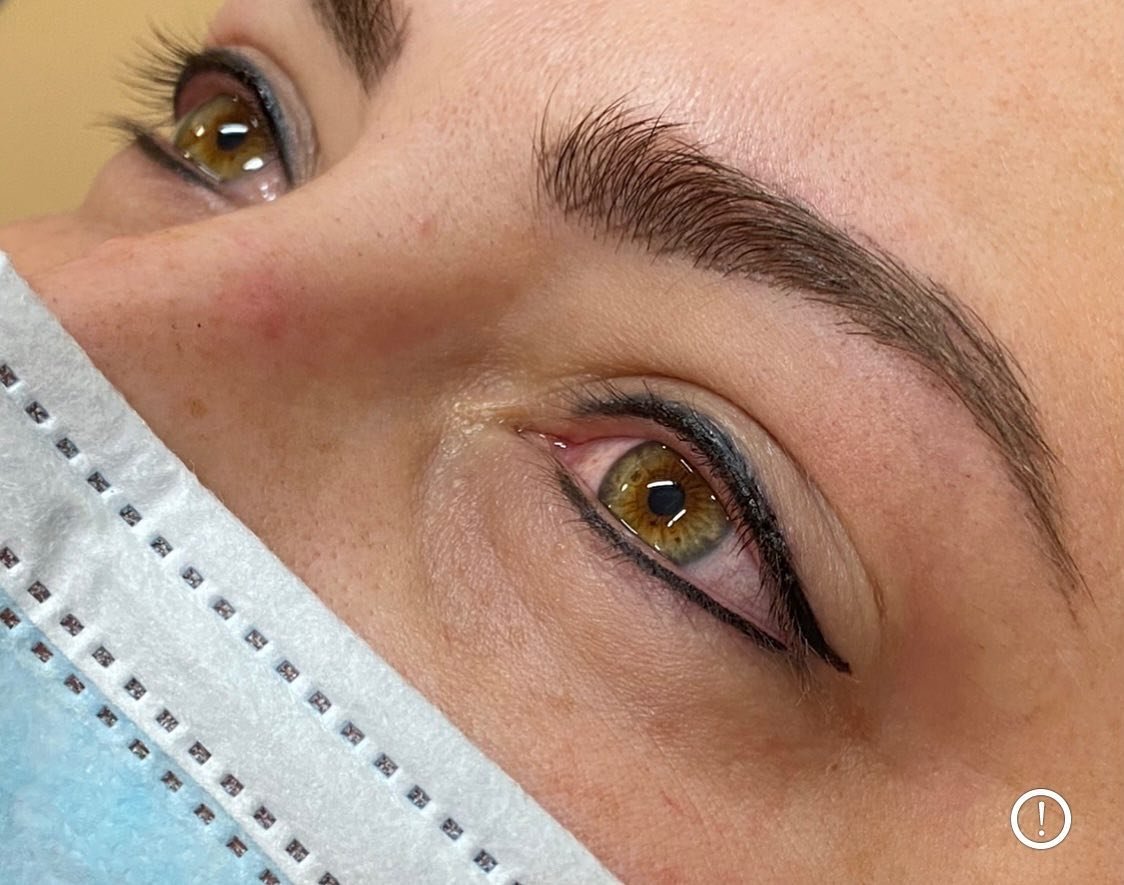 Strong winged eyeliner in black, this picture is taken straight after the procedure and will heal slightly softer.
Relatively painless and years of eye definition.
#semipermanenteyeliner #eyedefinition #eyeliner #permanenteyeliner #eyes #semipermanen