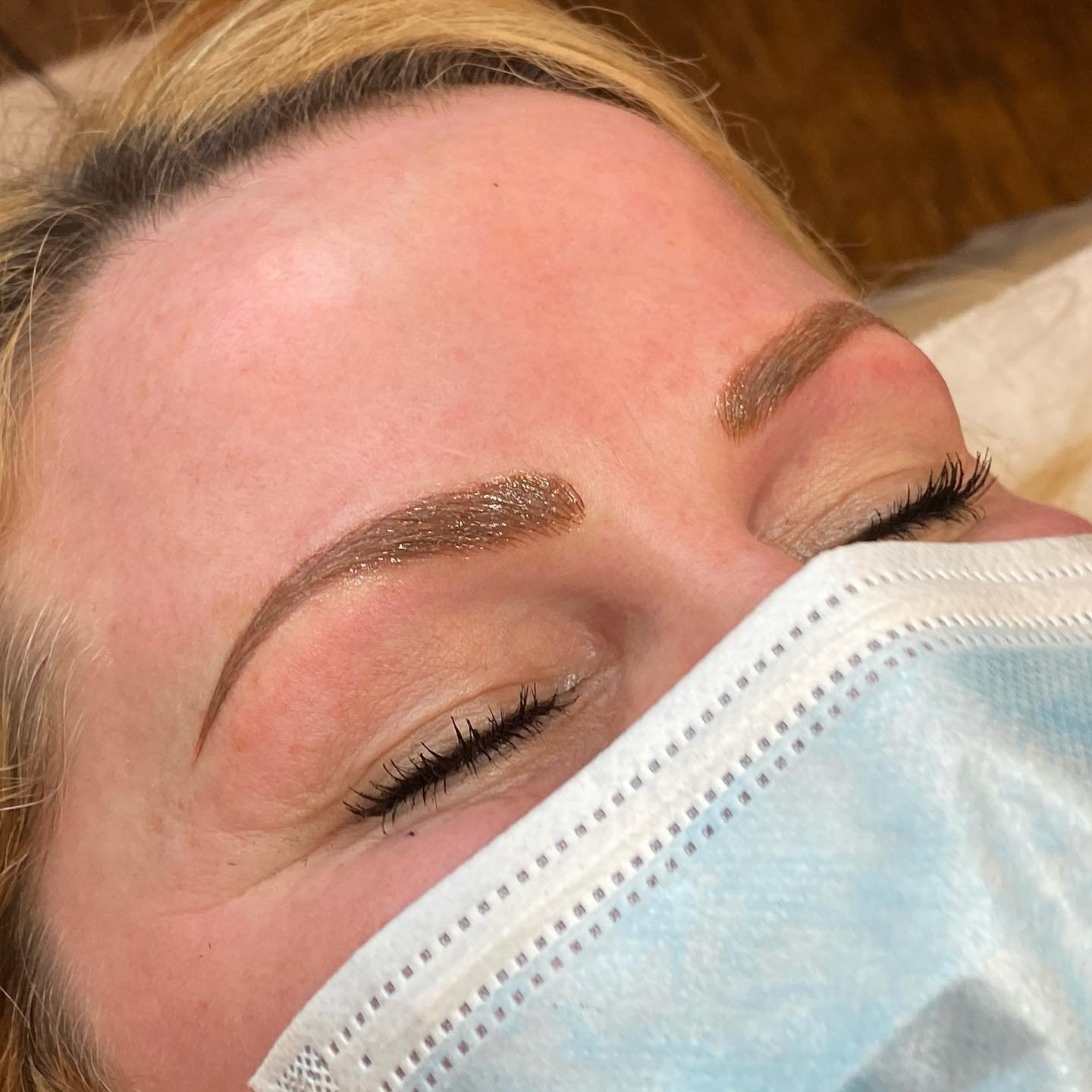 Experimenting with new colours - We love this &ldquo;Rome&rdquo; for a neutral/ashe blonde, just enough warmth to counteract a white skin. #lovemywork #microblading #semipermanentmakeup #jerseyci #beautysalonjerseyci #microbladingjersey