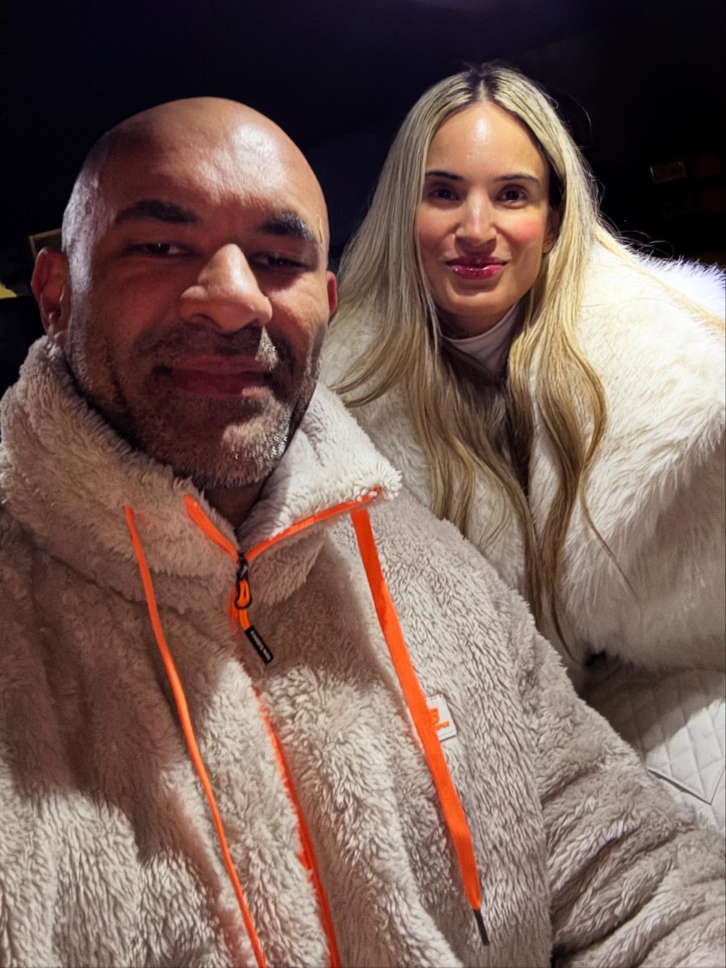 A well deserved 7 day break in Canada celebrating with my family ❤️

Back and ready to go again🦍🚀

Look forward to seeing you all this week!
Sam ❤️

#bodyalignmentclinic #teamstraightspine #toronto #canada