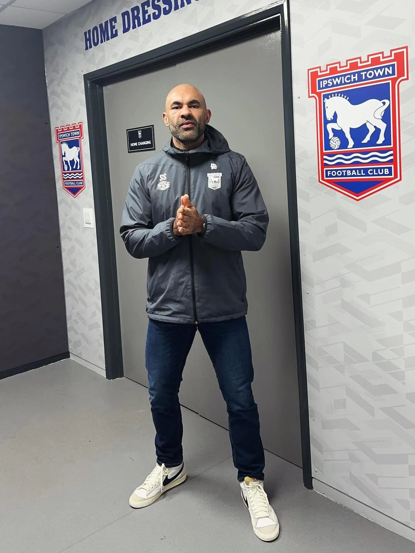 We done it again🚜🚜🚜
Back where we belong !!

Let&rsquo;s go the #tractorboys🚜 

#premierleague #itfc #bodyalignmentclinic #bluearmy
