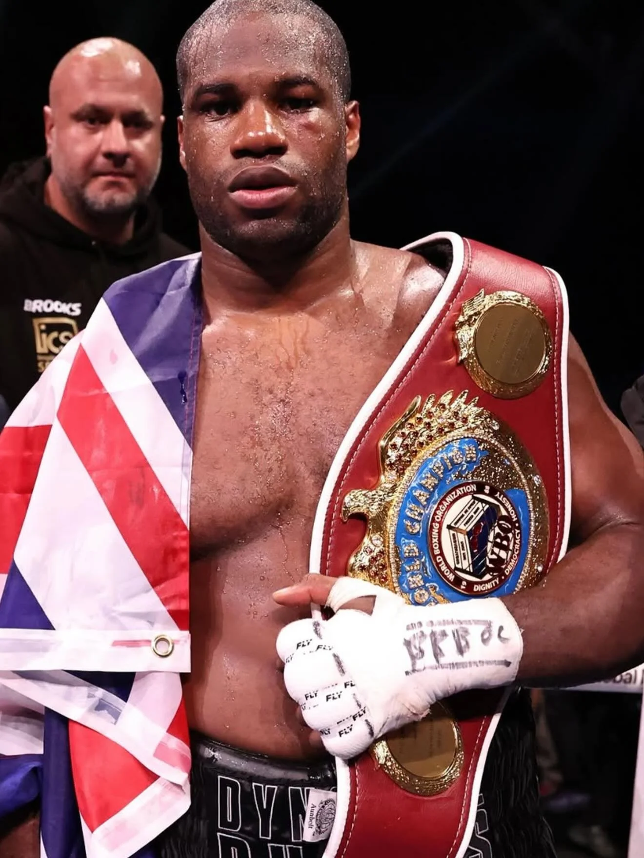Just wow.
What a fight 🥊 pure drama from start to finish, with twists at every turn 

I do think it went on a bit too long, and I&rsquo;m hoping @fabiowardley makes a full recovery soon.
Top fighter, top bloke one of our own🚜🚜

Massive respect to 