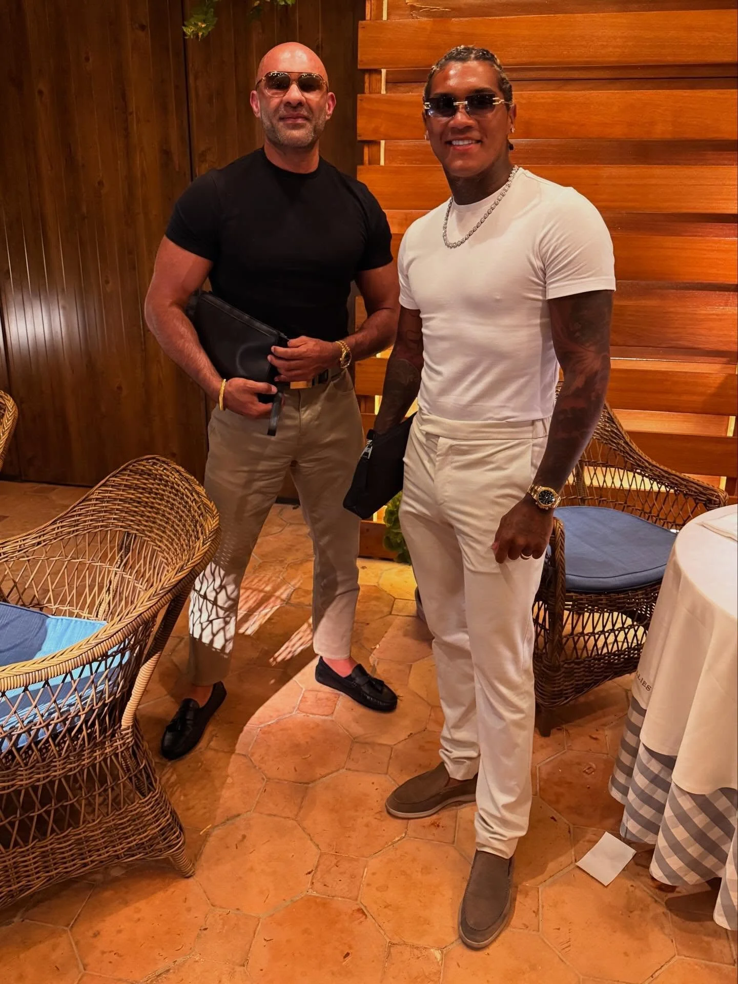 A lovely evening celebrating with friends &amp; family 🎂

A perfect end to a lovely break ❤️

Thank you @conorbennofficial &amp; @victoria_benn for once again for spoiling me 🙌🏽

🦍