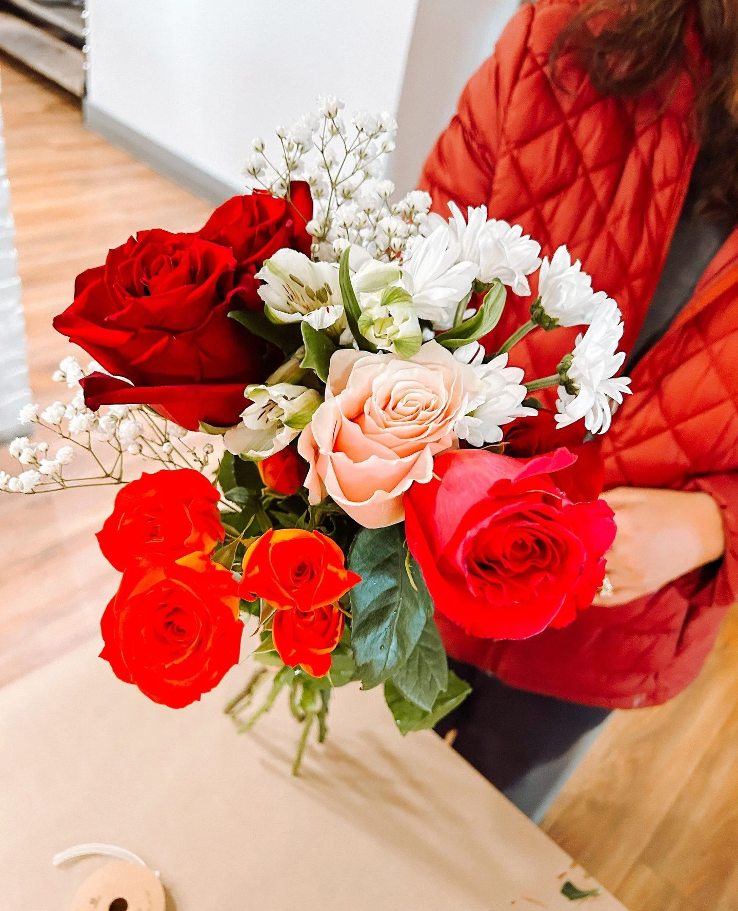 Unfortunately, we are OUT of flowers for our Build Your Own Bouquet Bar :( . Swipe through to see some of the lovely bouquets from today if you missed it!⁠
⁠
Couldn't come in time? Don't worry! We plan to have another one of these (with more flowers)
