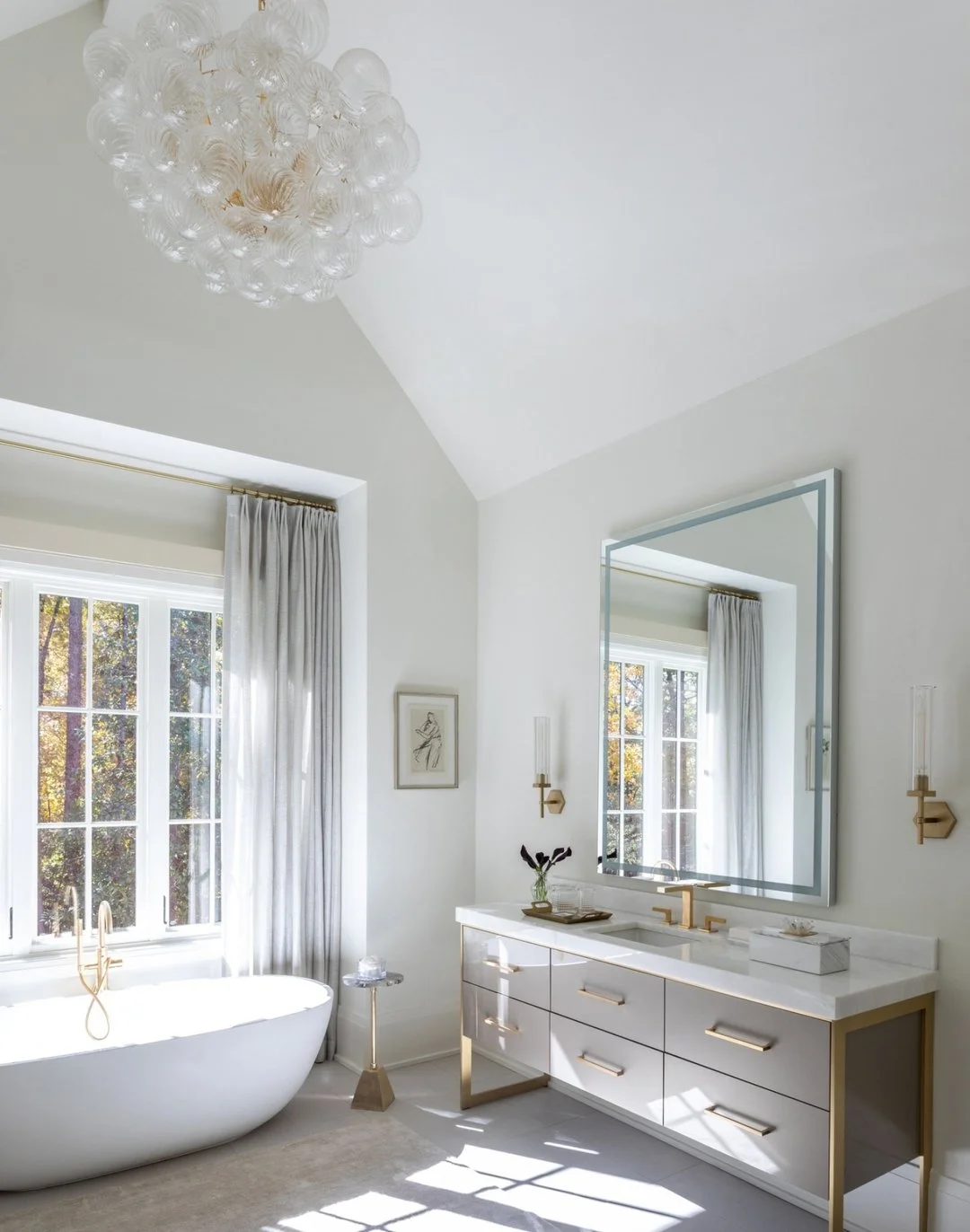 Looking back on these clients' past bathroom. We are excited to be finishing up their new project and installing in a few weeks!
_____________________ 

#schillingandco #atlantainteriordesign #interiordesign #decor #homedesign #interior #interiors #s