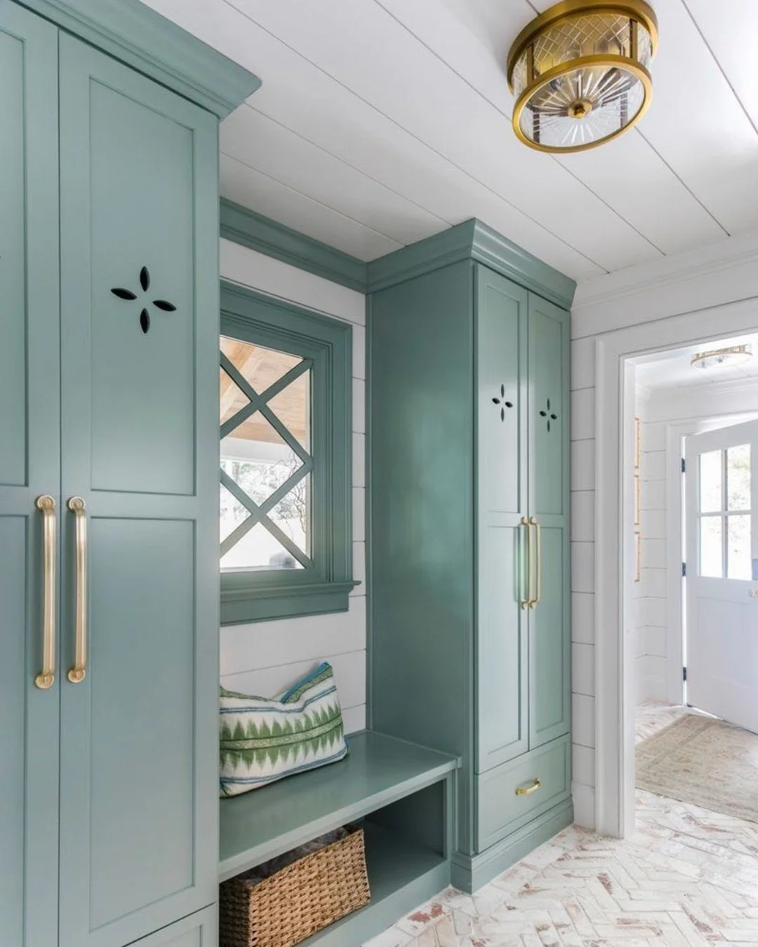 Just because it's a dumping zone, doesn't mean you have to skimp on design. Even though these brick pavers are durable, we love how they turned out!
_____________________ 

#schillingandco #atlantainteriordesign #interiordesign #decor #homedesign #in